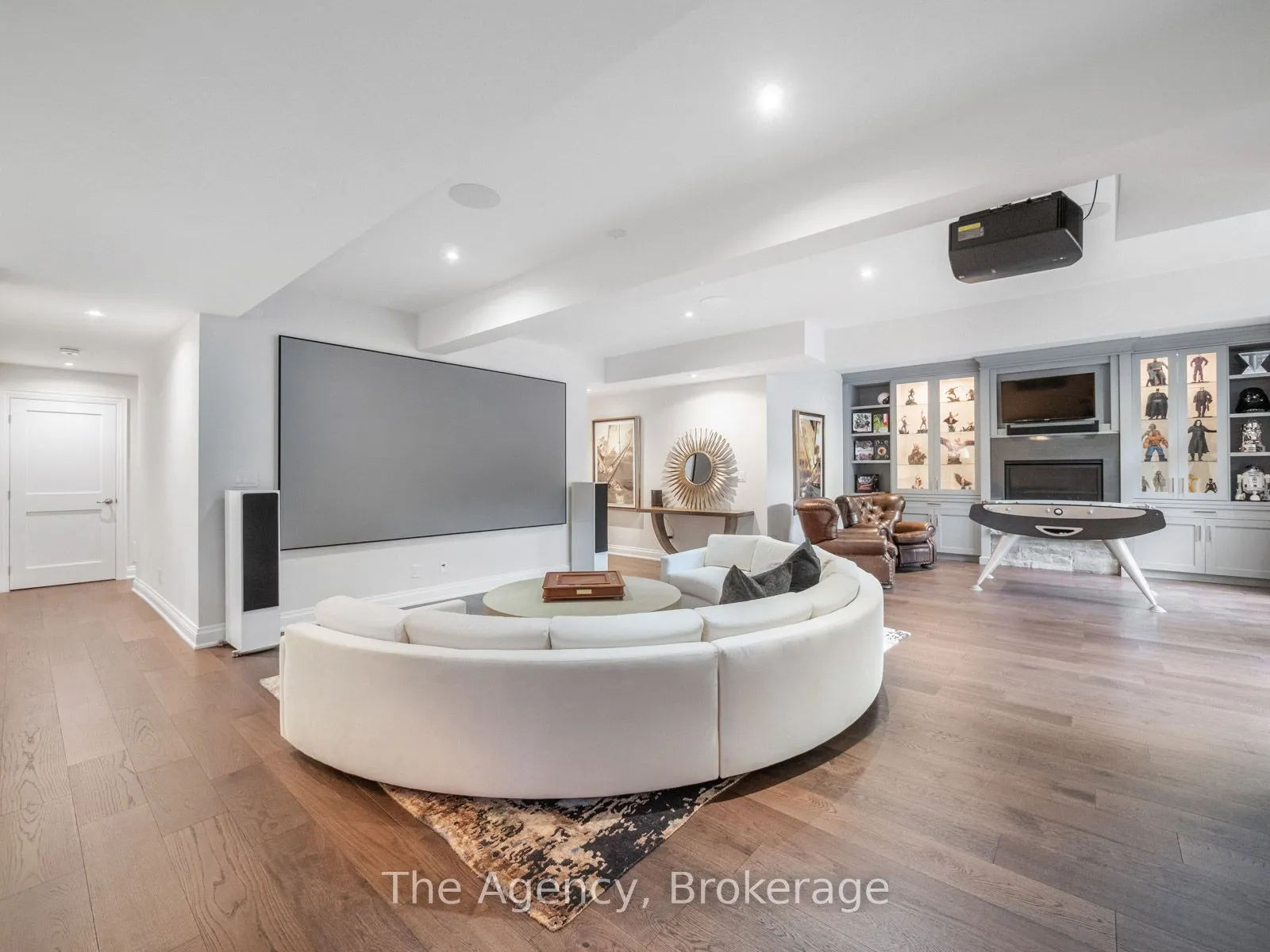 3087 Lakeshore Road