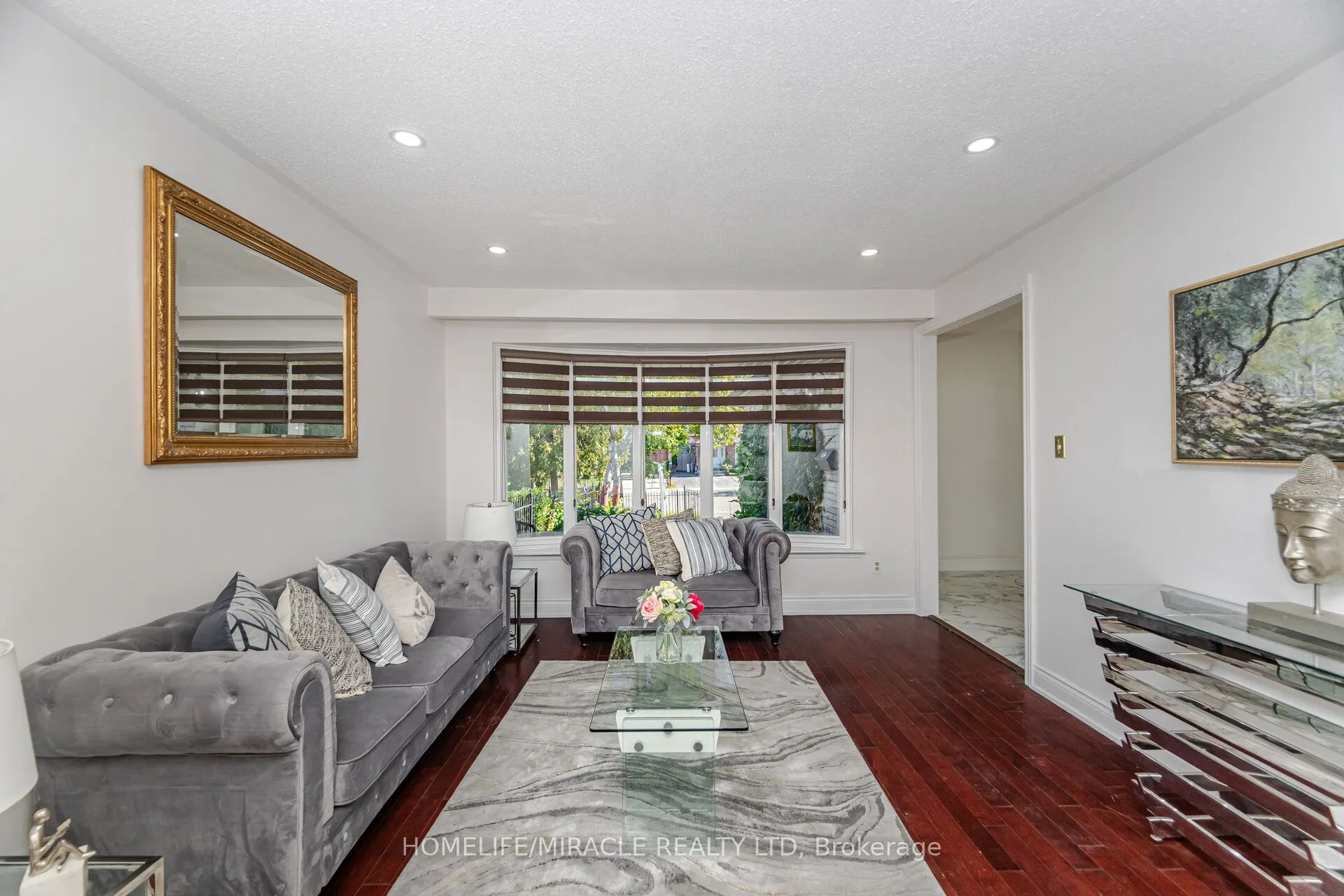 764 Eaglemount Crescent