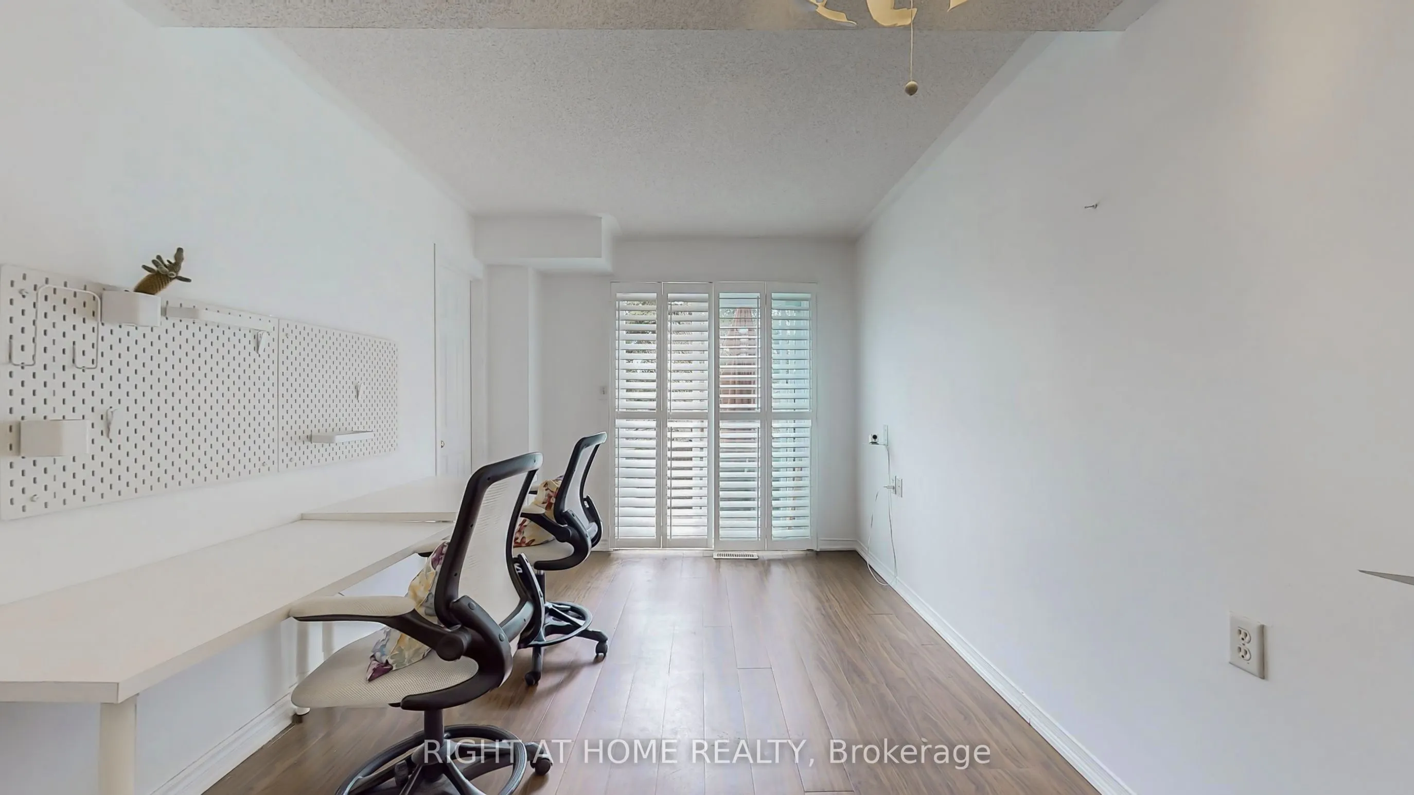 371 Fairgate Way