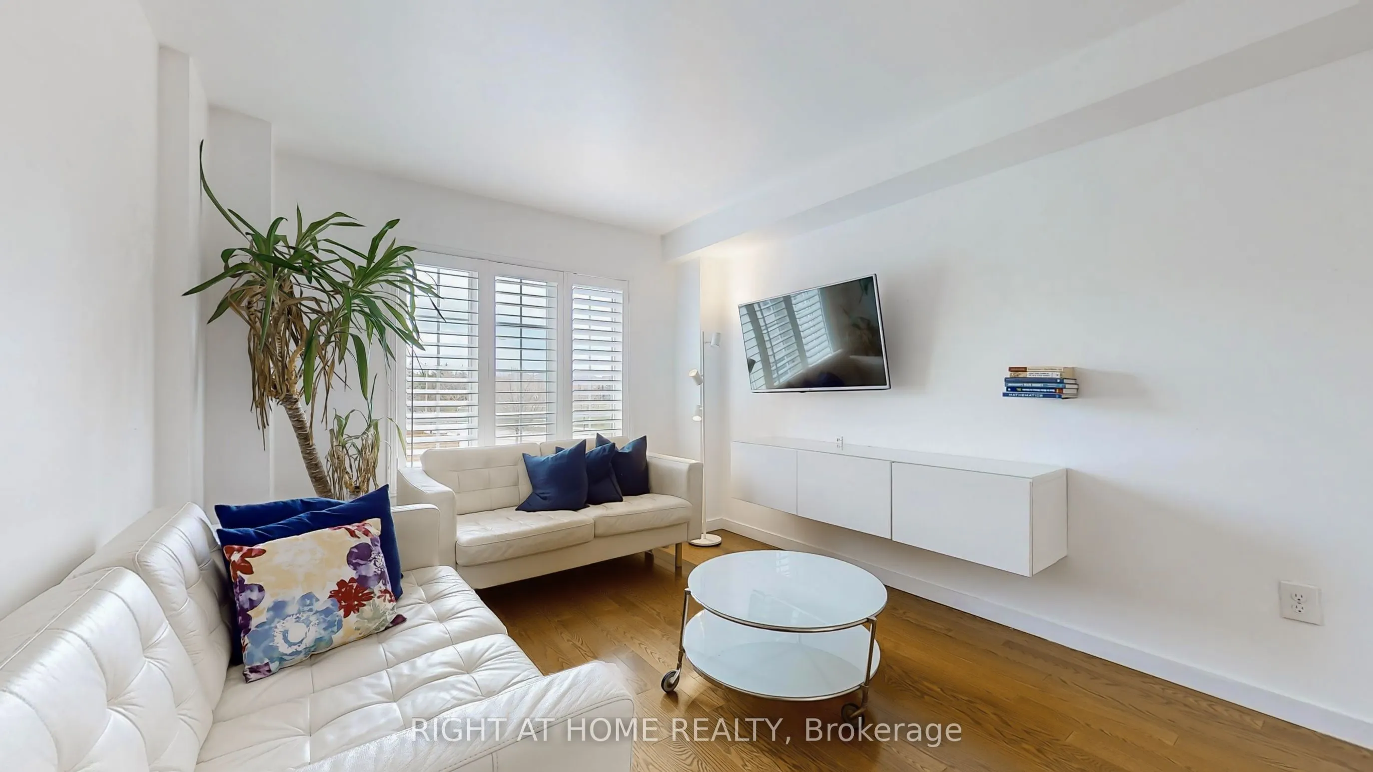 371 Fairgate Way