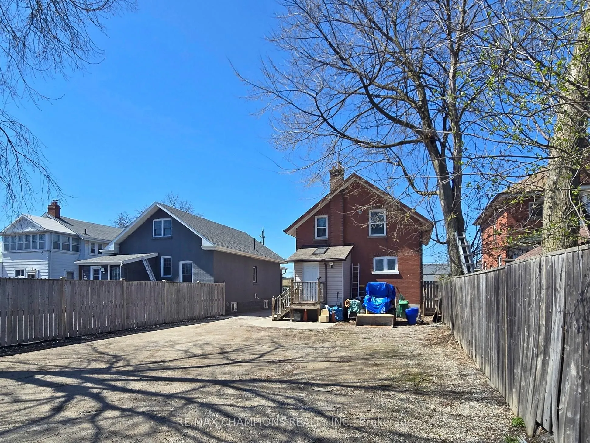 219 Queen Street W
