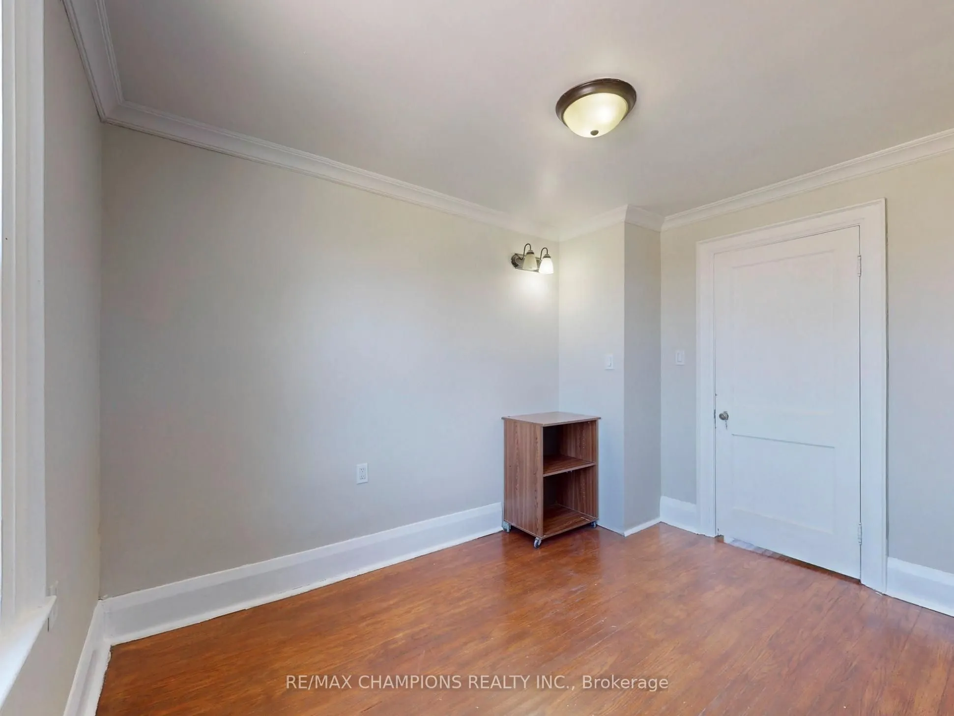 219 Queen Street W