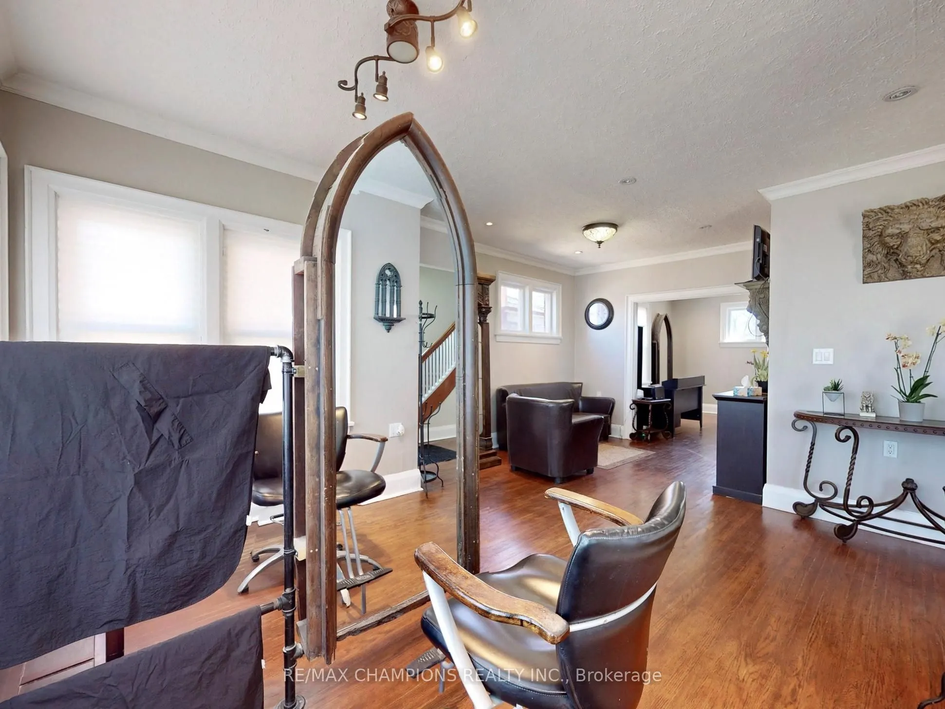 219 Queen Street W