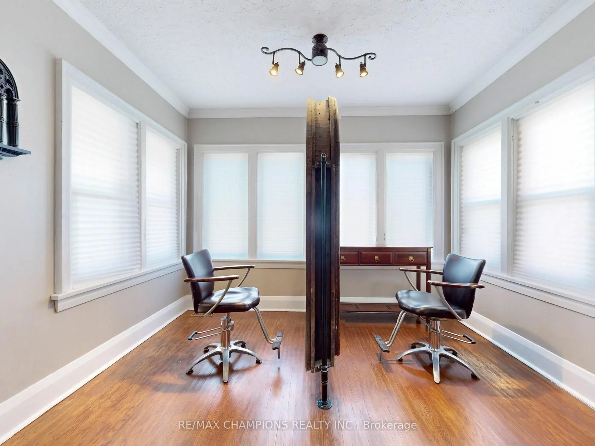 219 Queen Street W