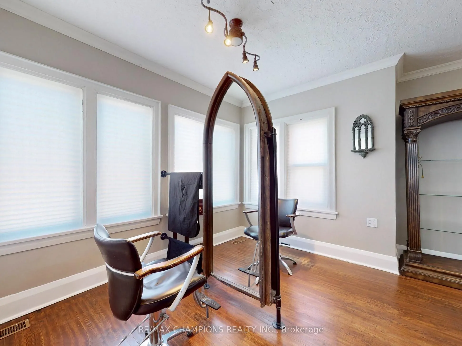 219 Queen Street W