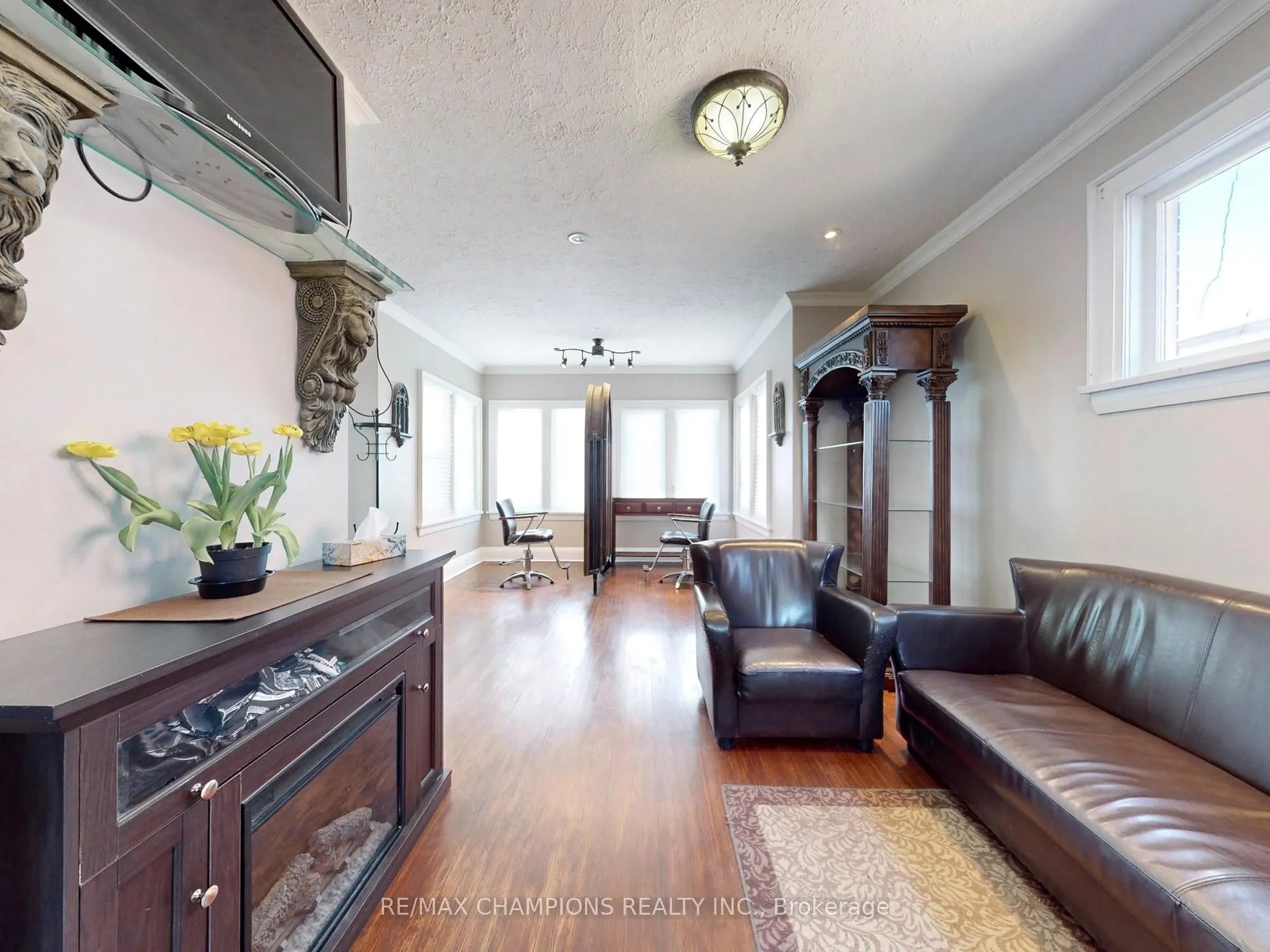 219 Queen Street W