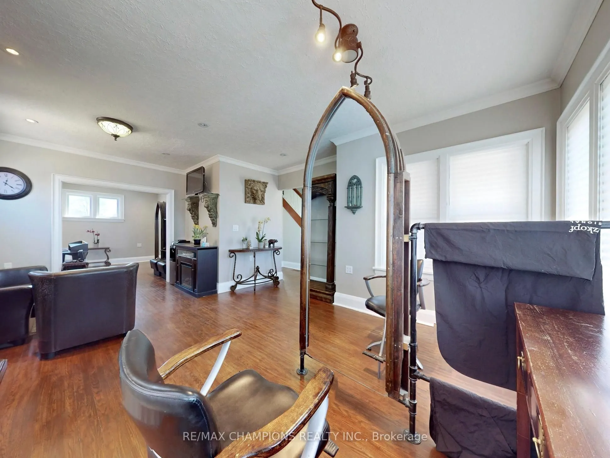 219 Queen Street W