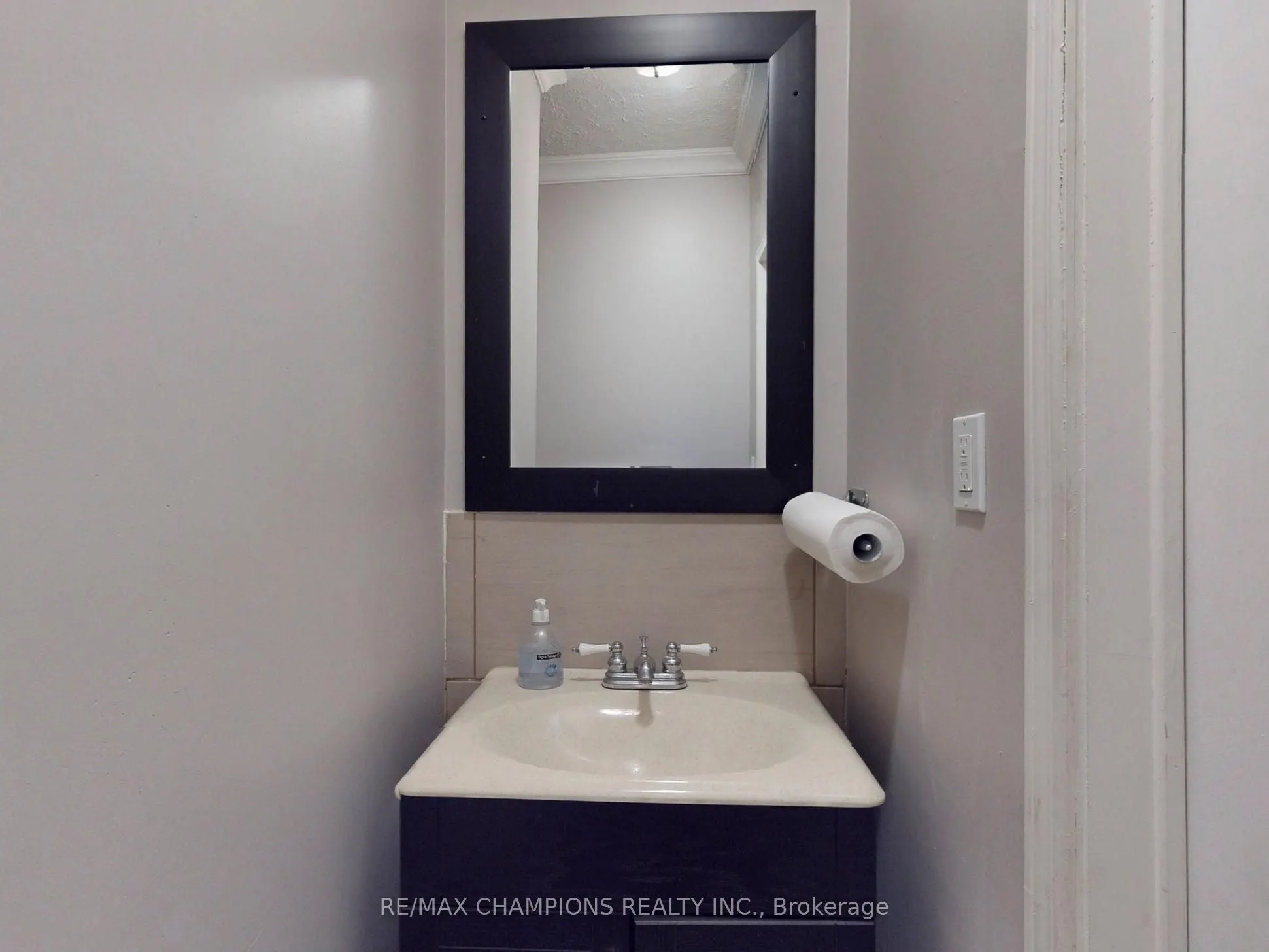 219 Queen Street W