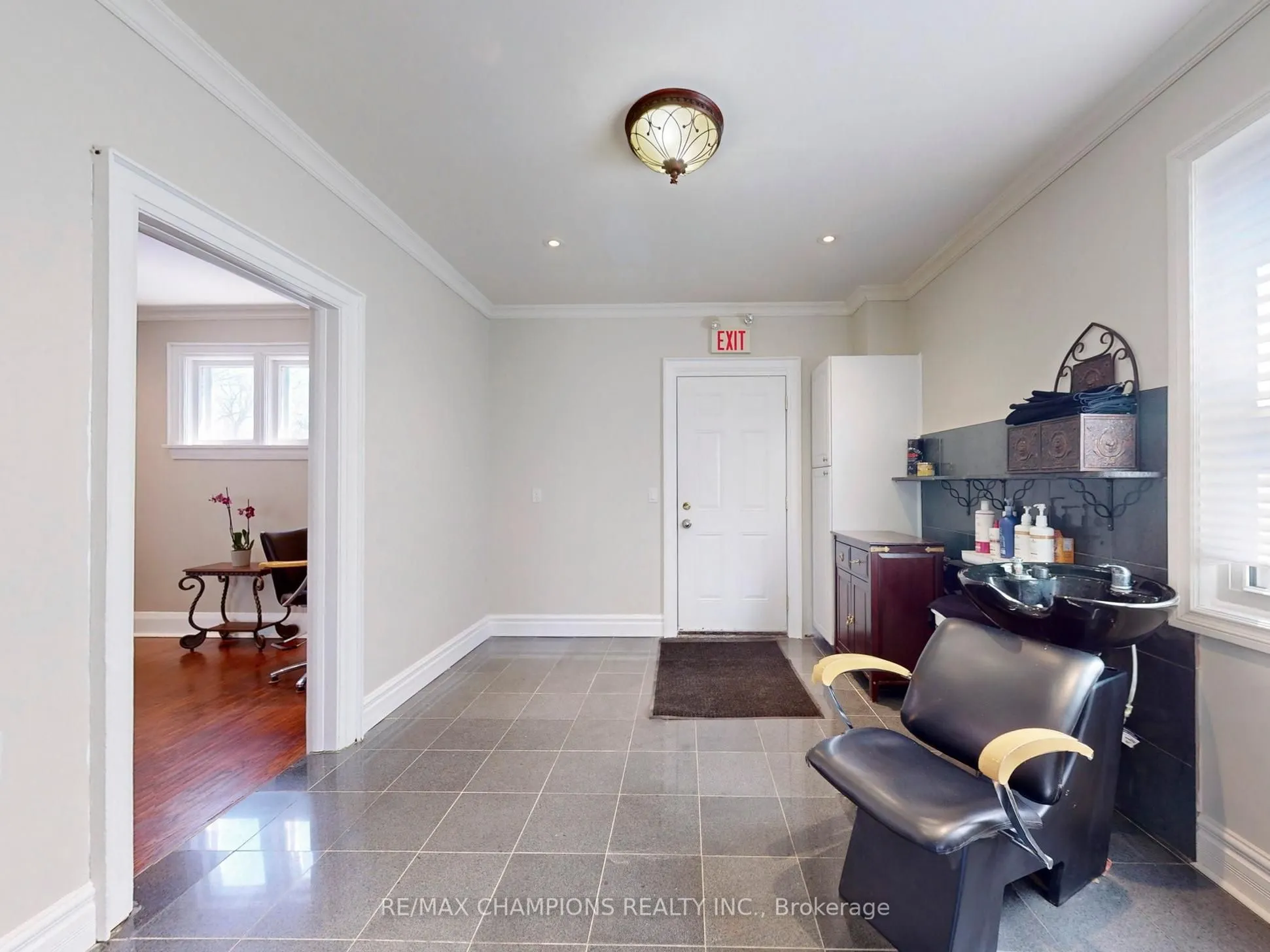 219 Queen Street W