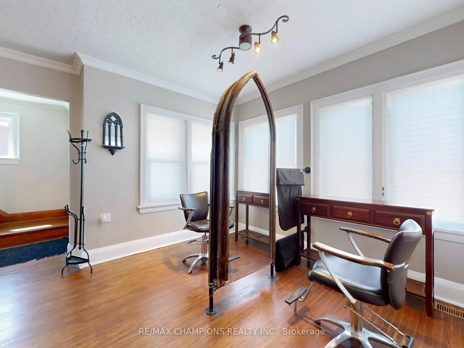 219 Queen Street W