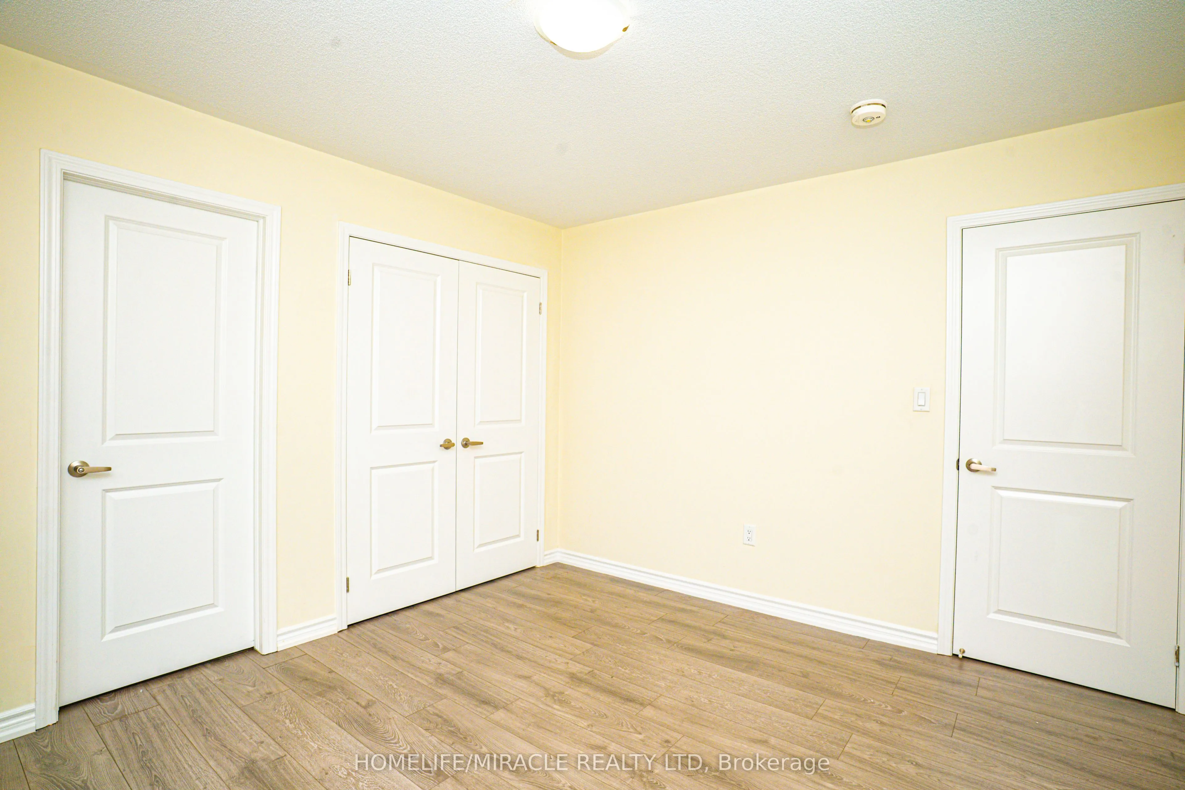 23 Speckled Alder Street