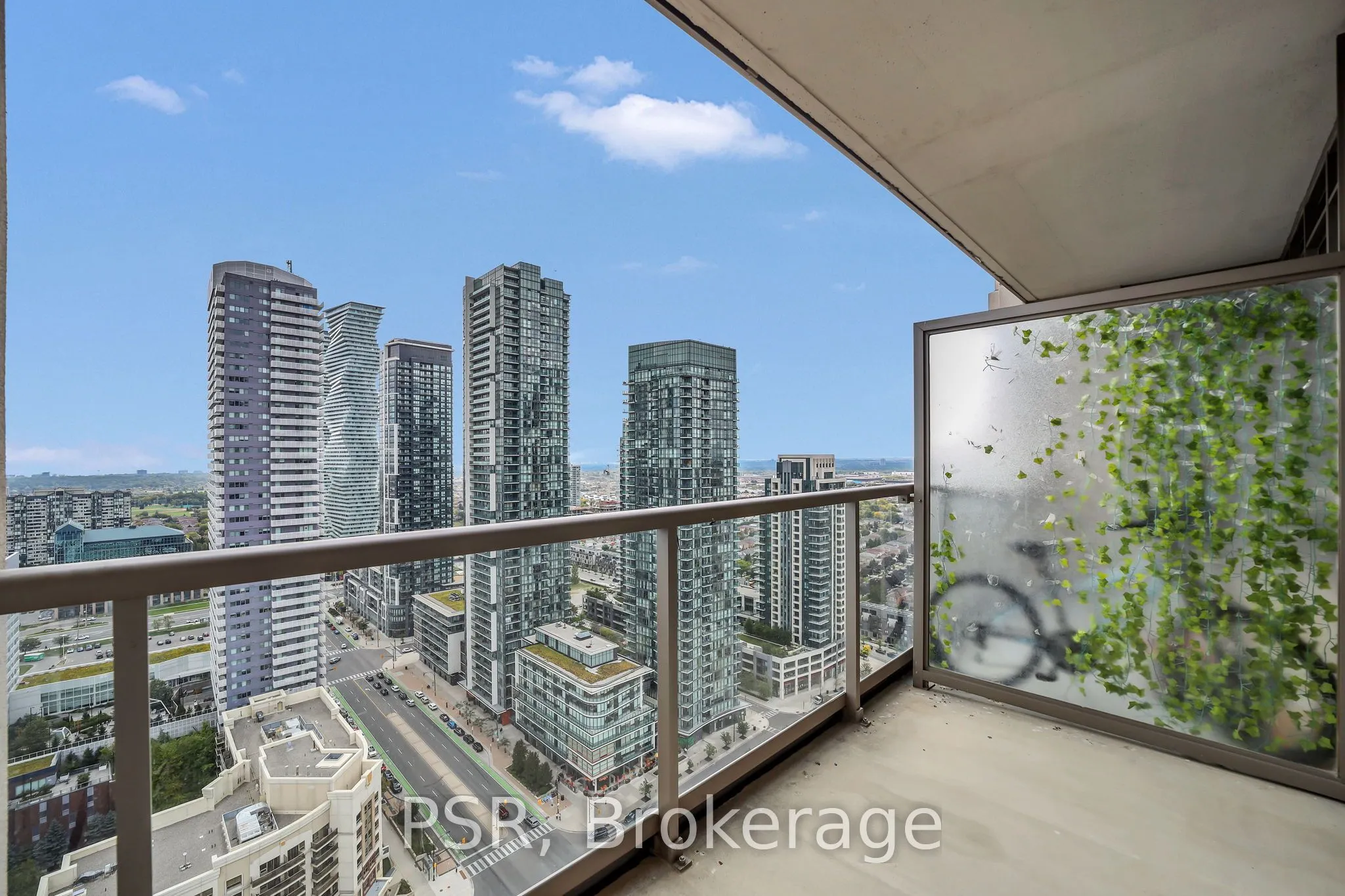 388 Prince of Wales Drive, #2811