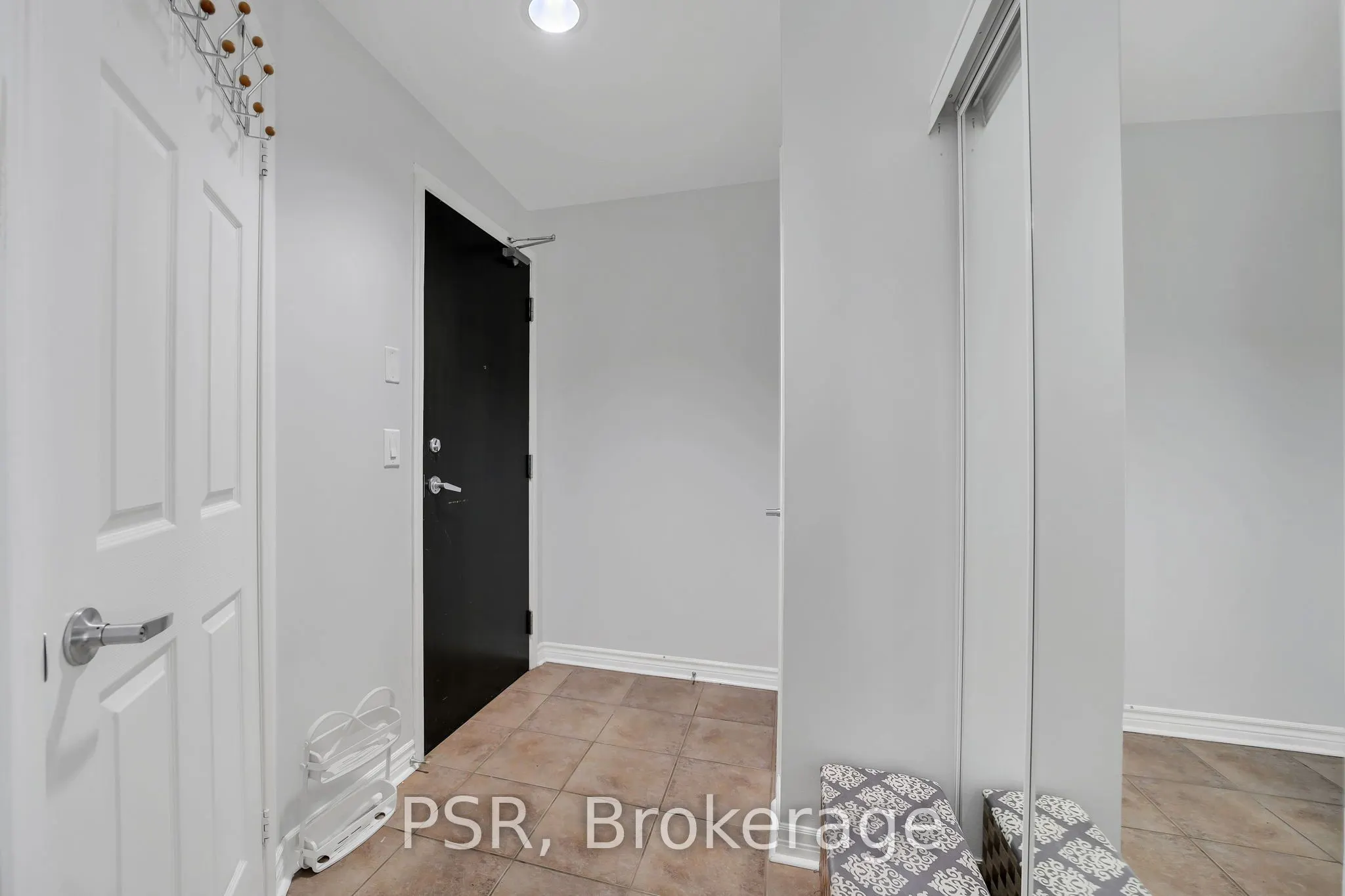 388 Prince of Wales Drive, #2811