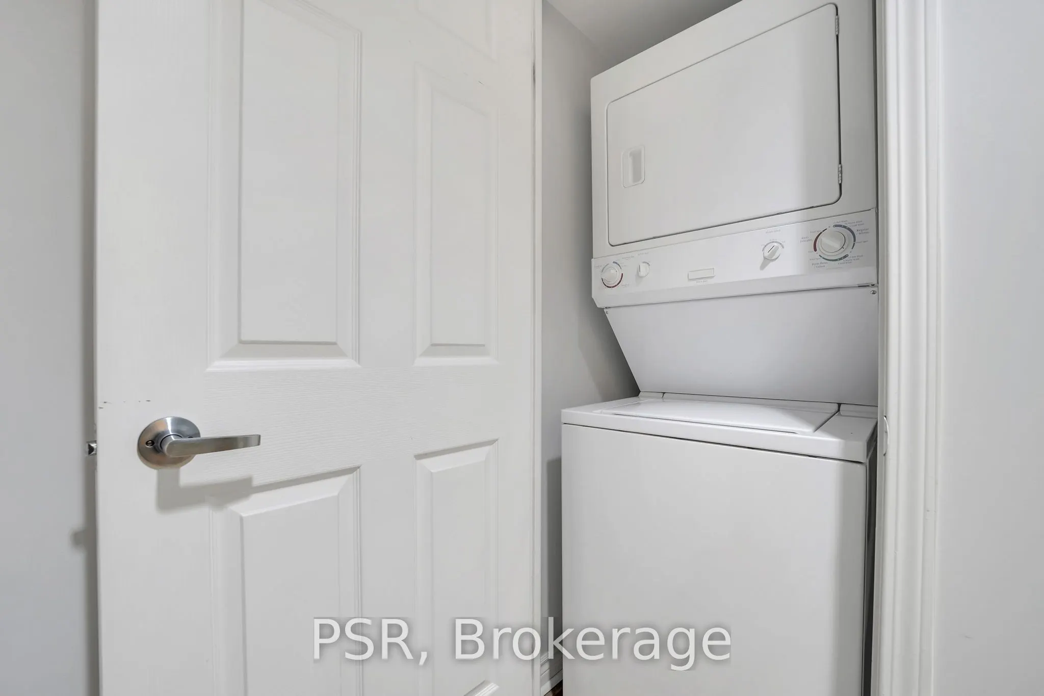 388 Prince of Wales Drive, #2811