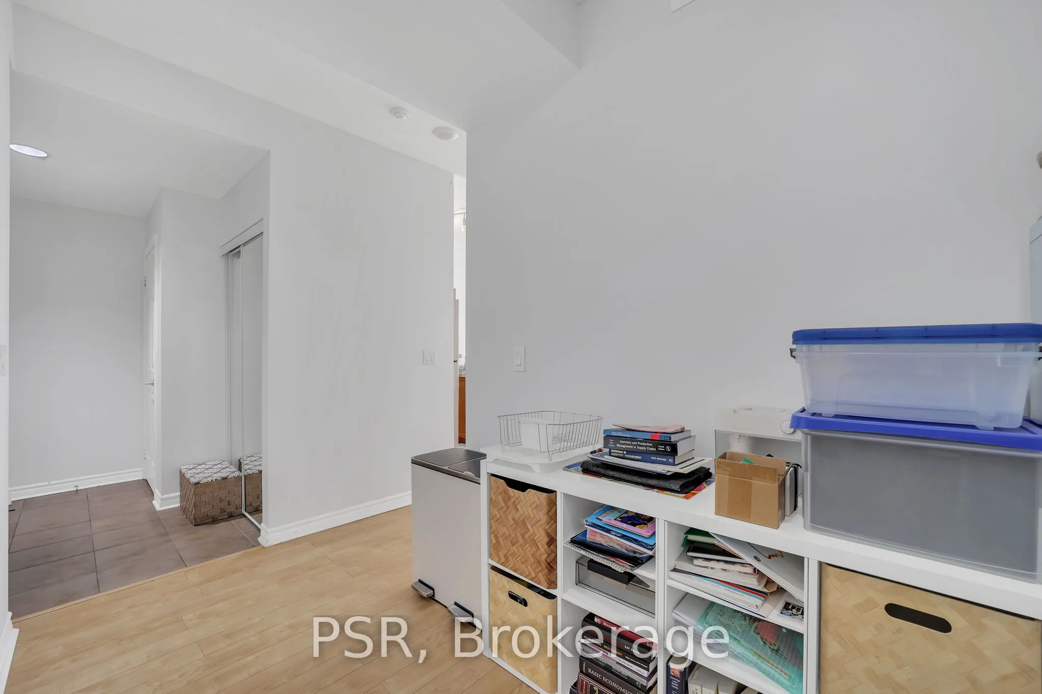 388 Prince of Wales Drive, #2811