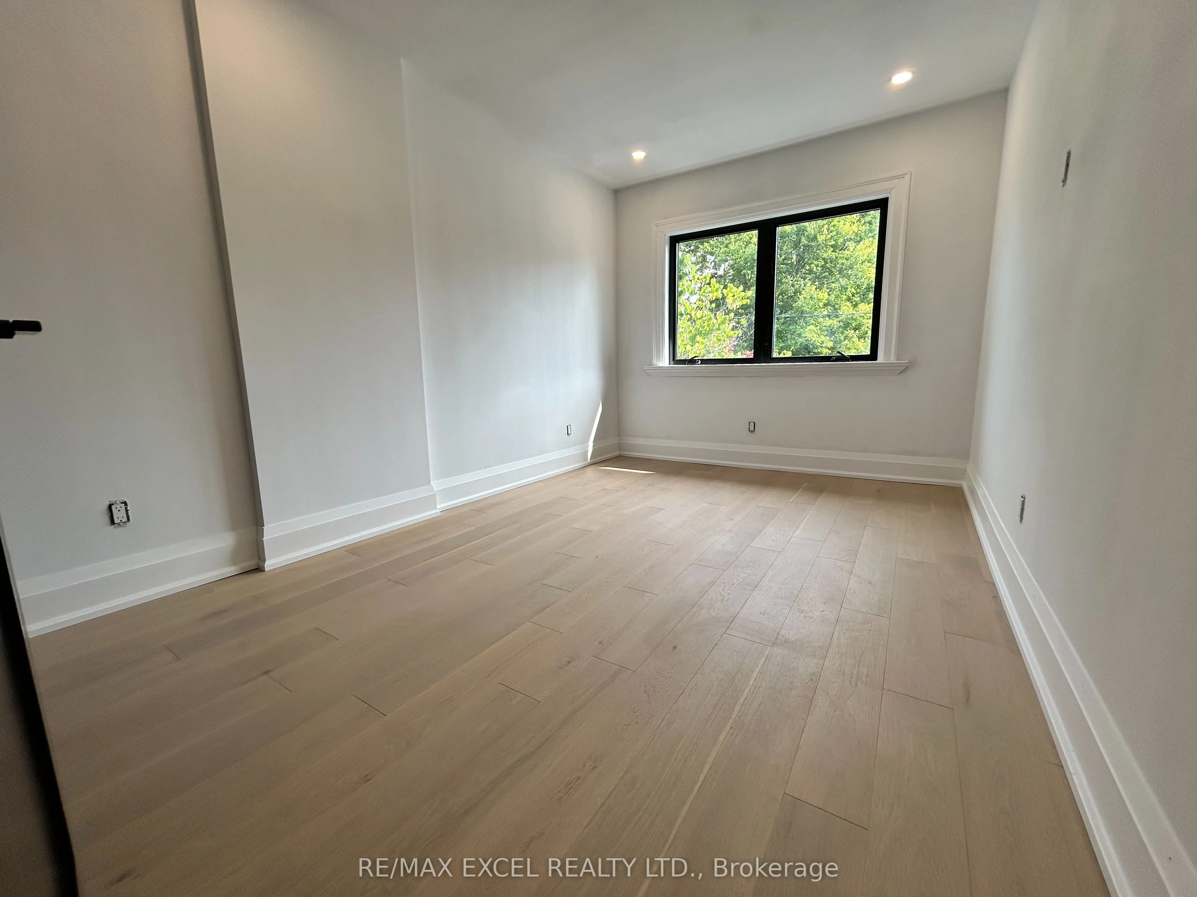 34 Raymond Avenue