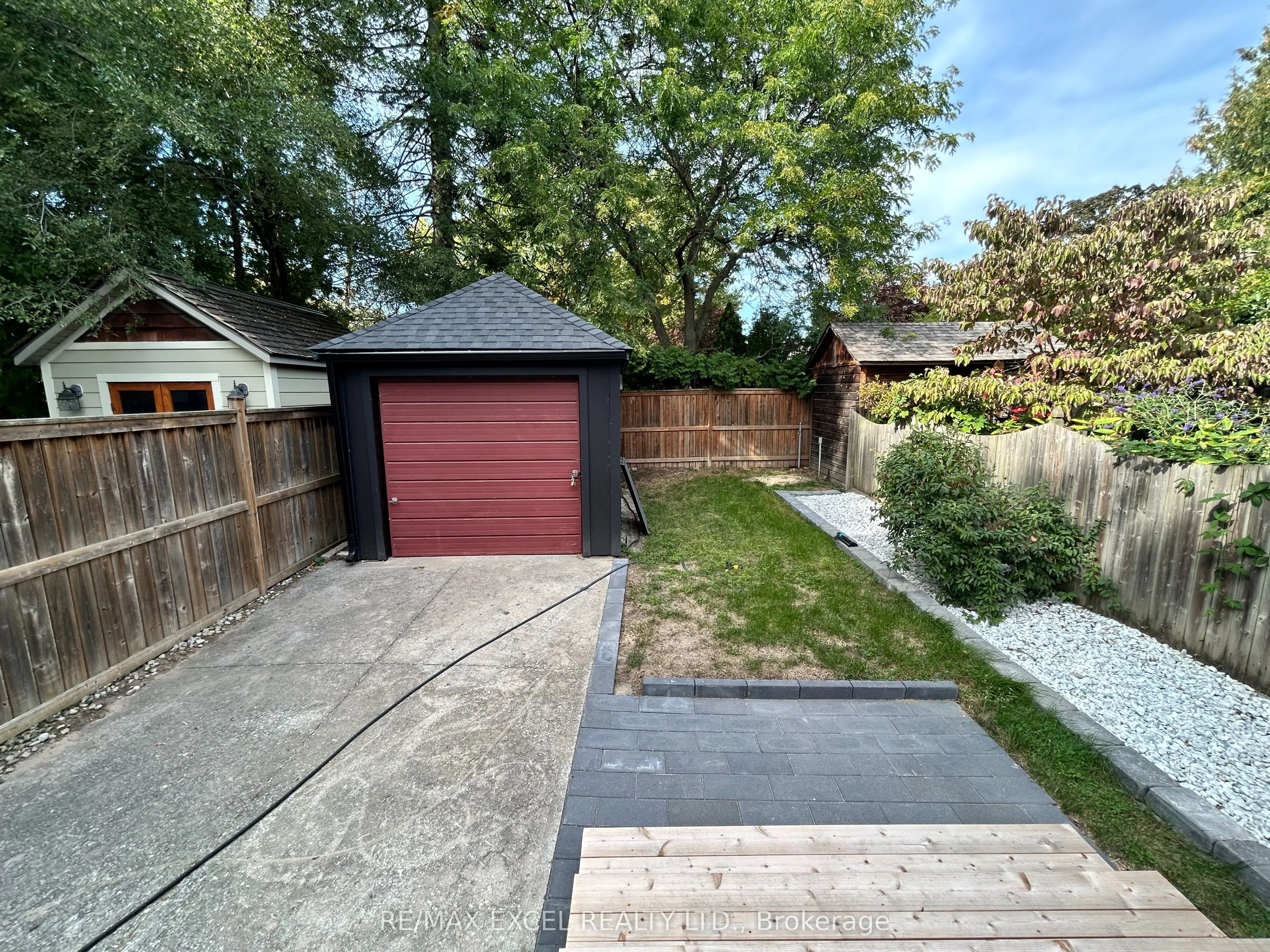 34 Raymond Avenue