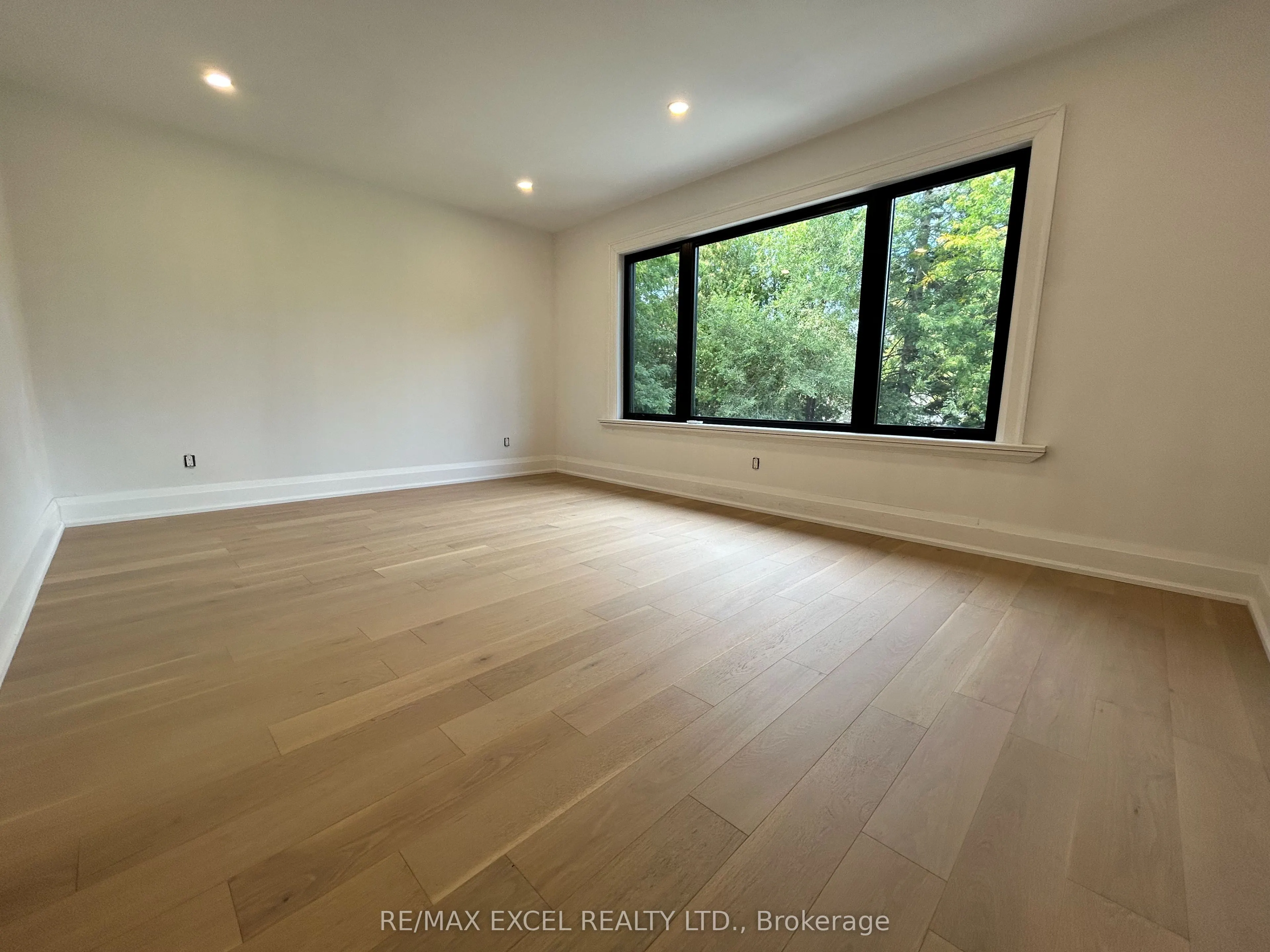 34 Raymond Avenue