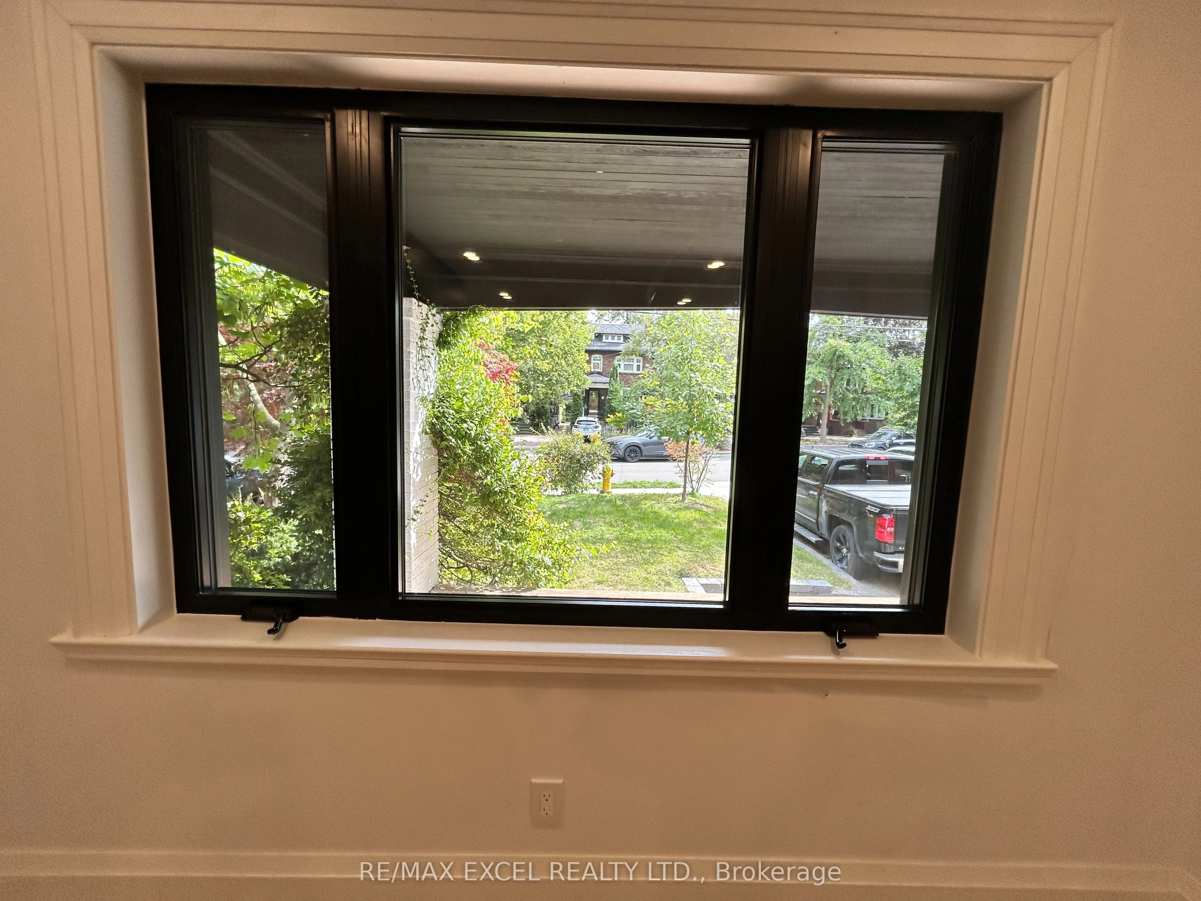34 Raymond Avenue