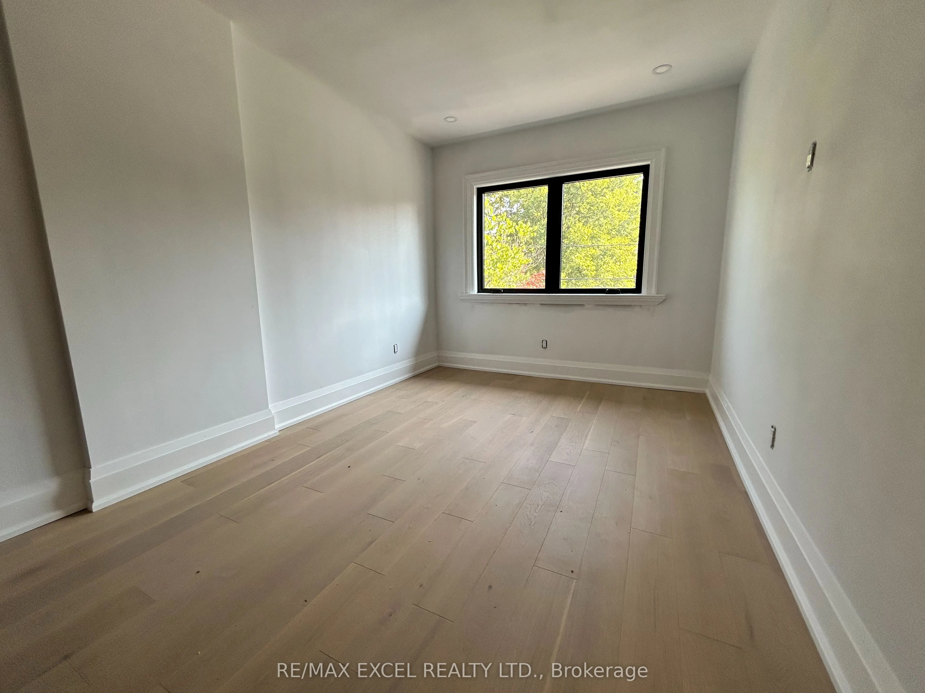 34 Raymond Avenue