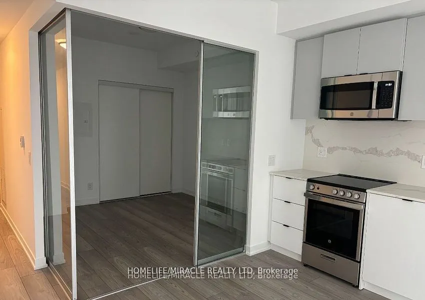 285 Dufferin Street, #227