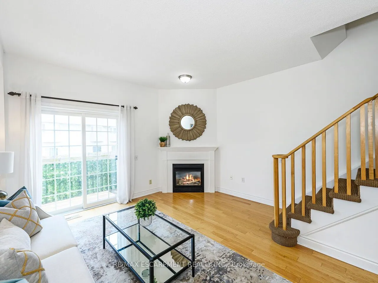 5080 Fairview Street, #15