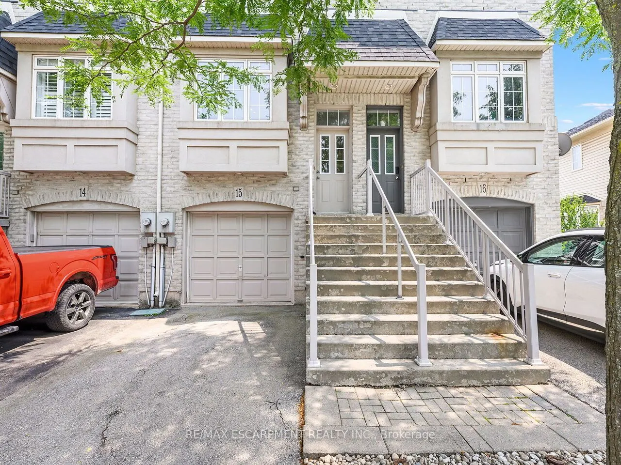 5080 Fairview Street, #15