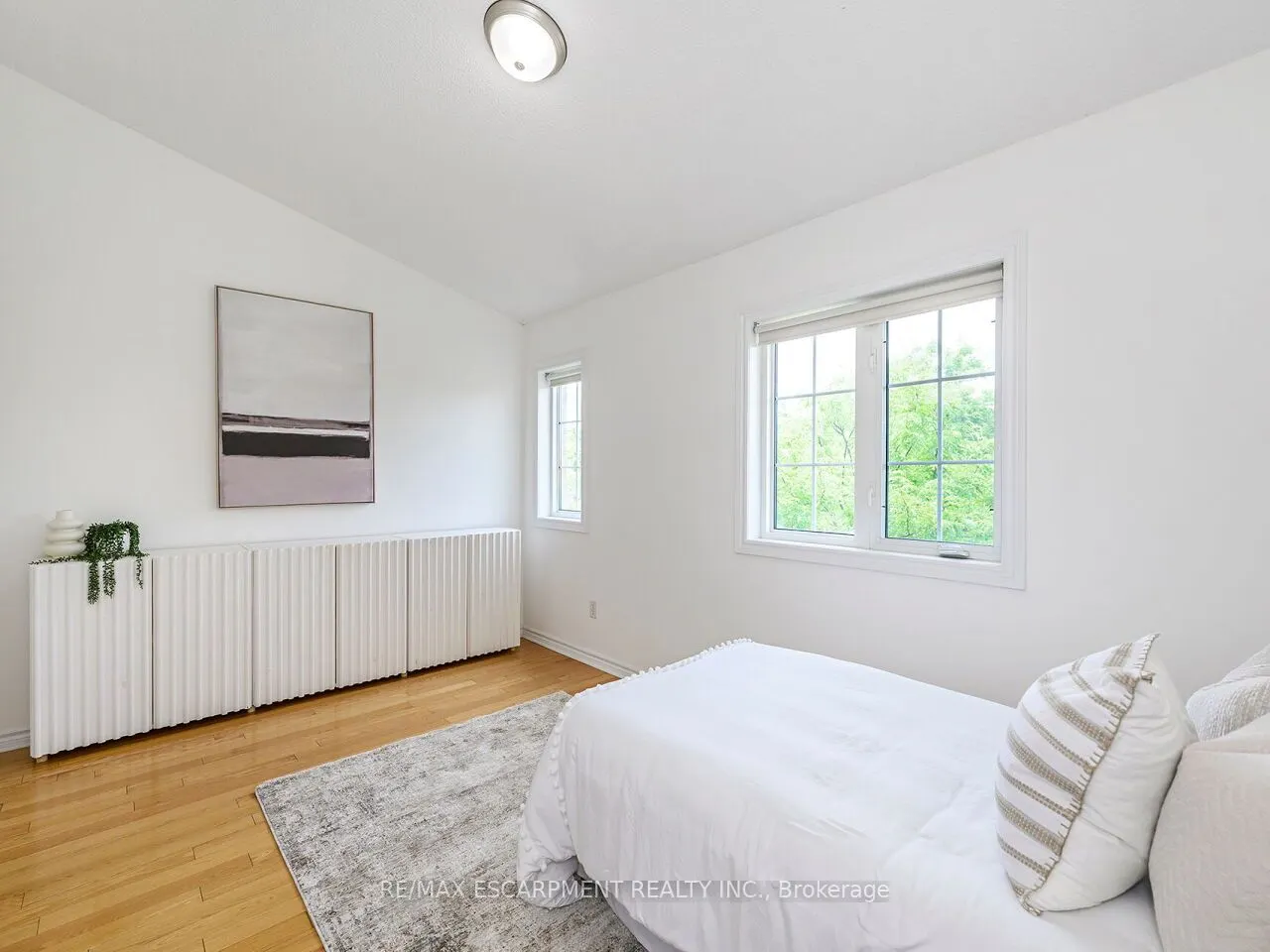 5080 Fairview Street, #15