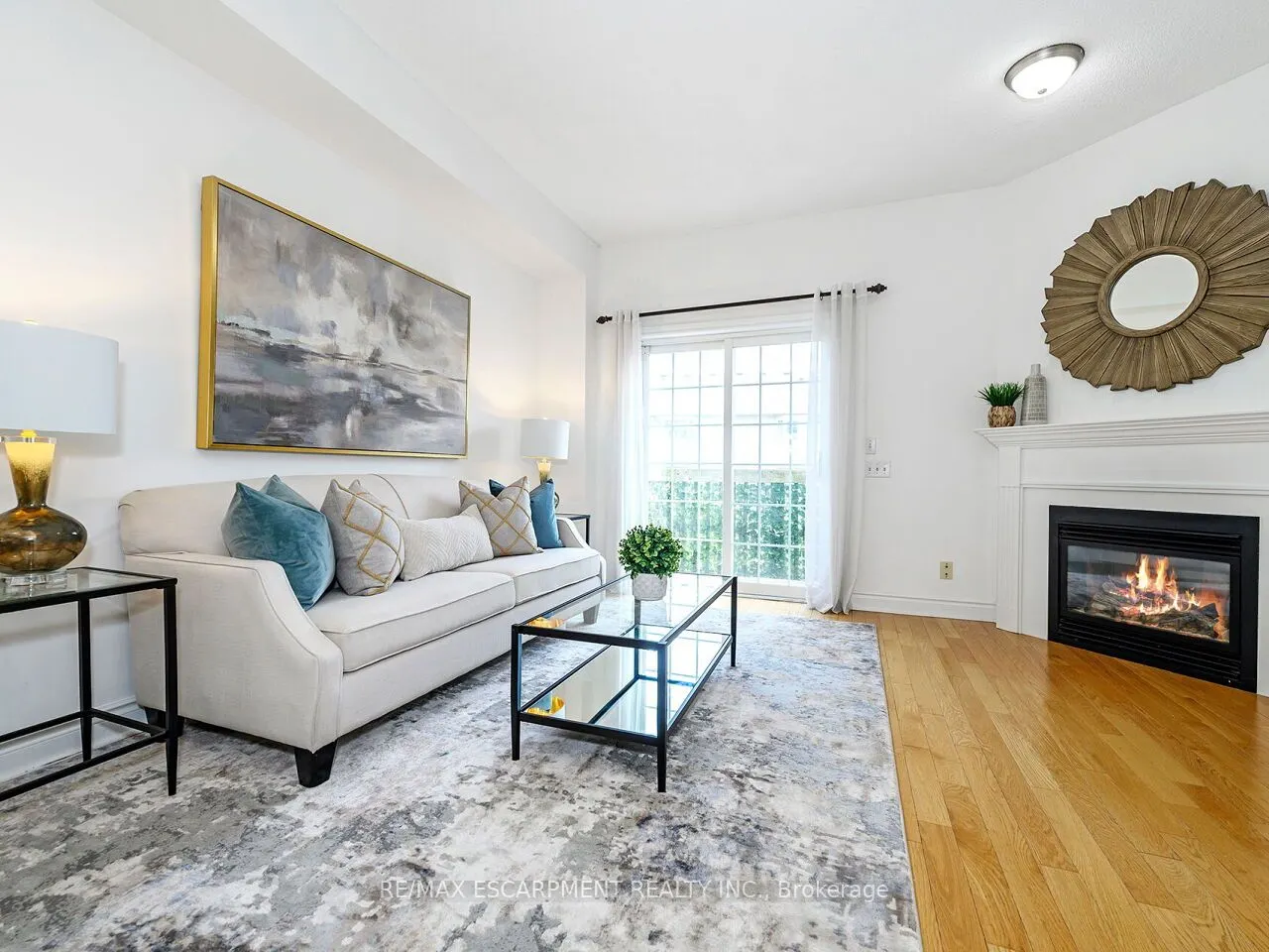 5080 Fairview Street, #15