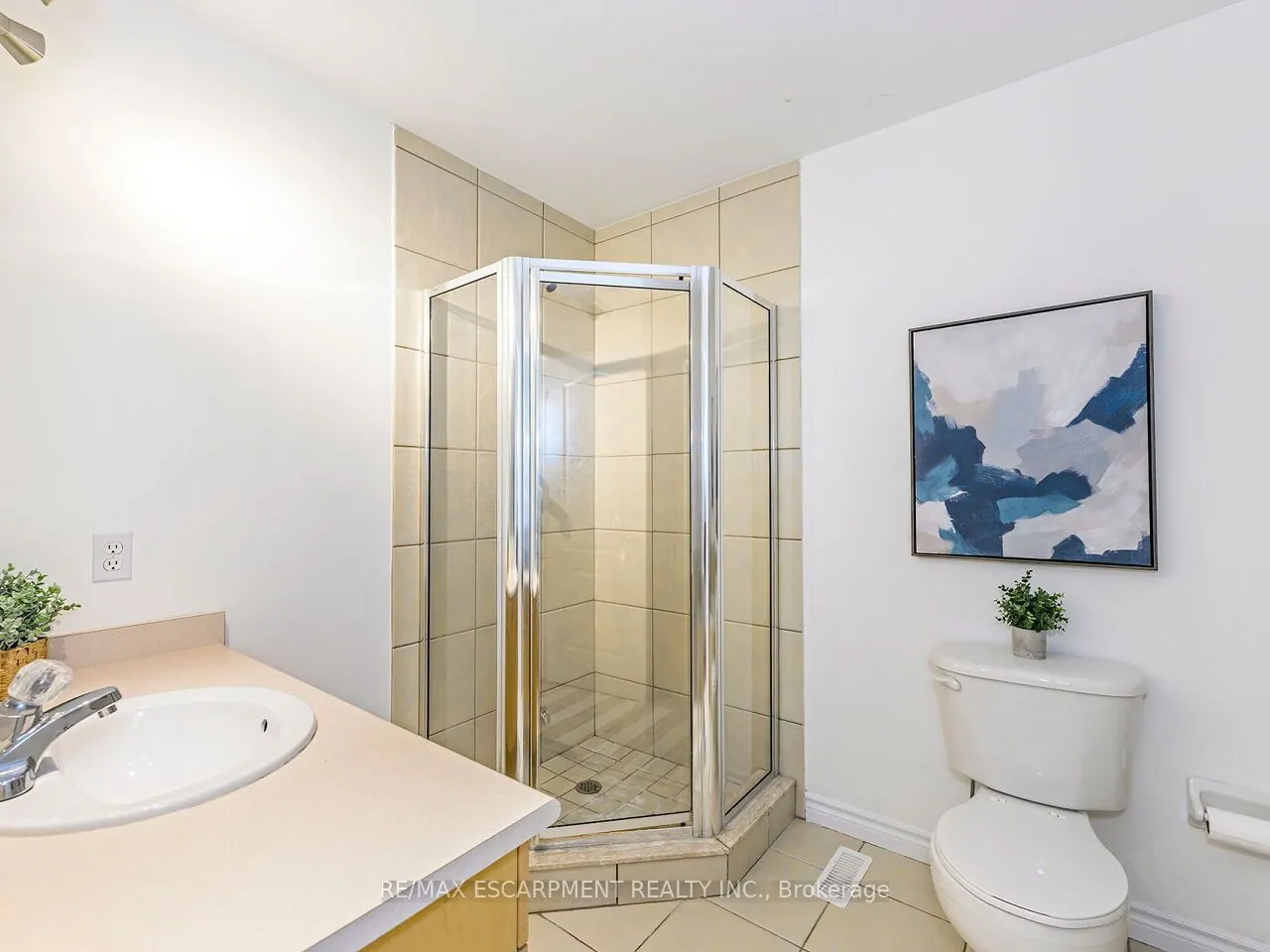 5080 Fairview Street, #15