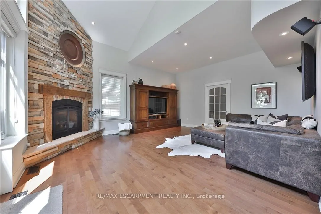 4071 Melba Place