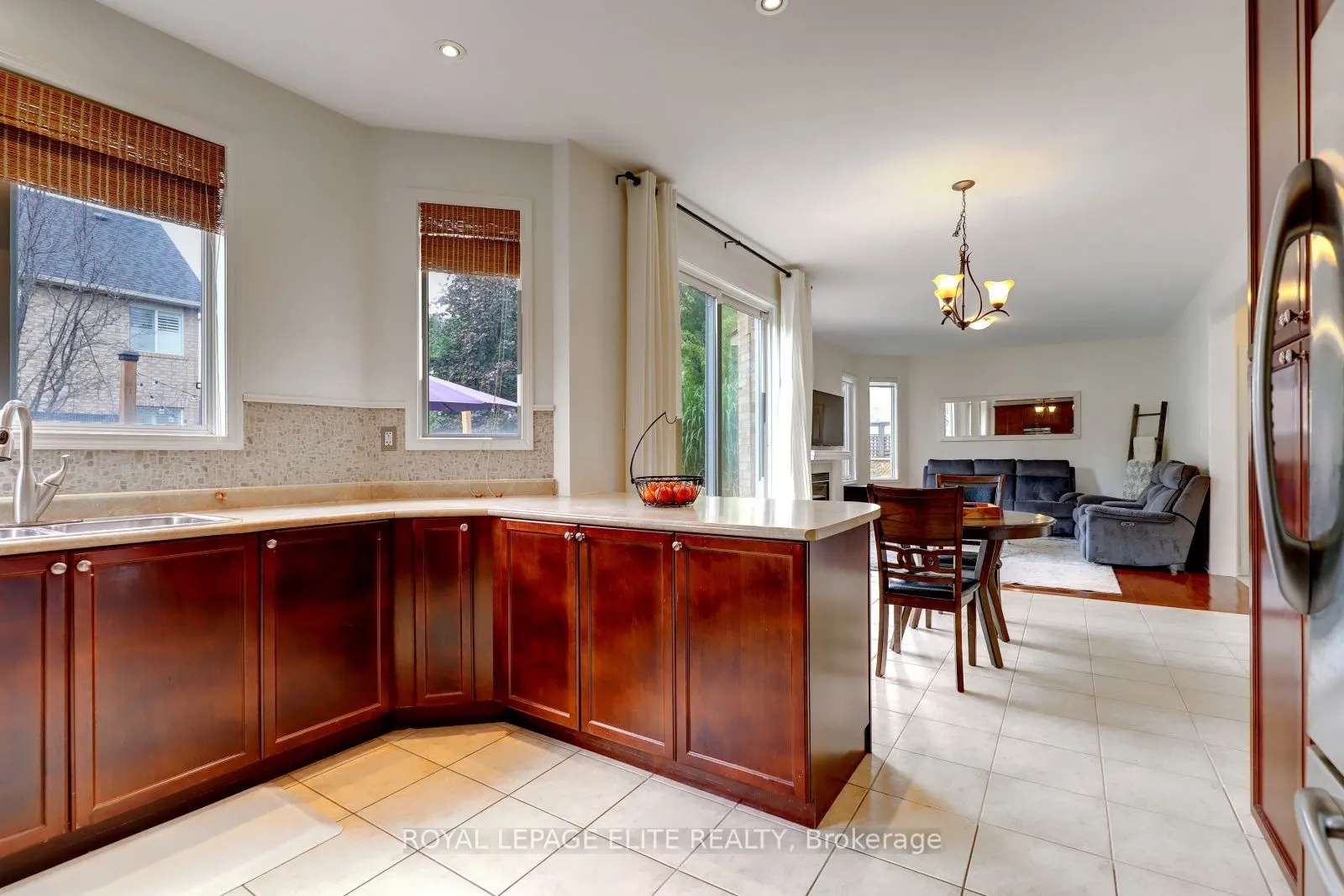 1230 Winter Crescent