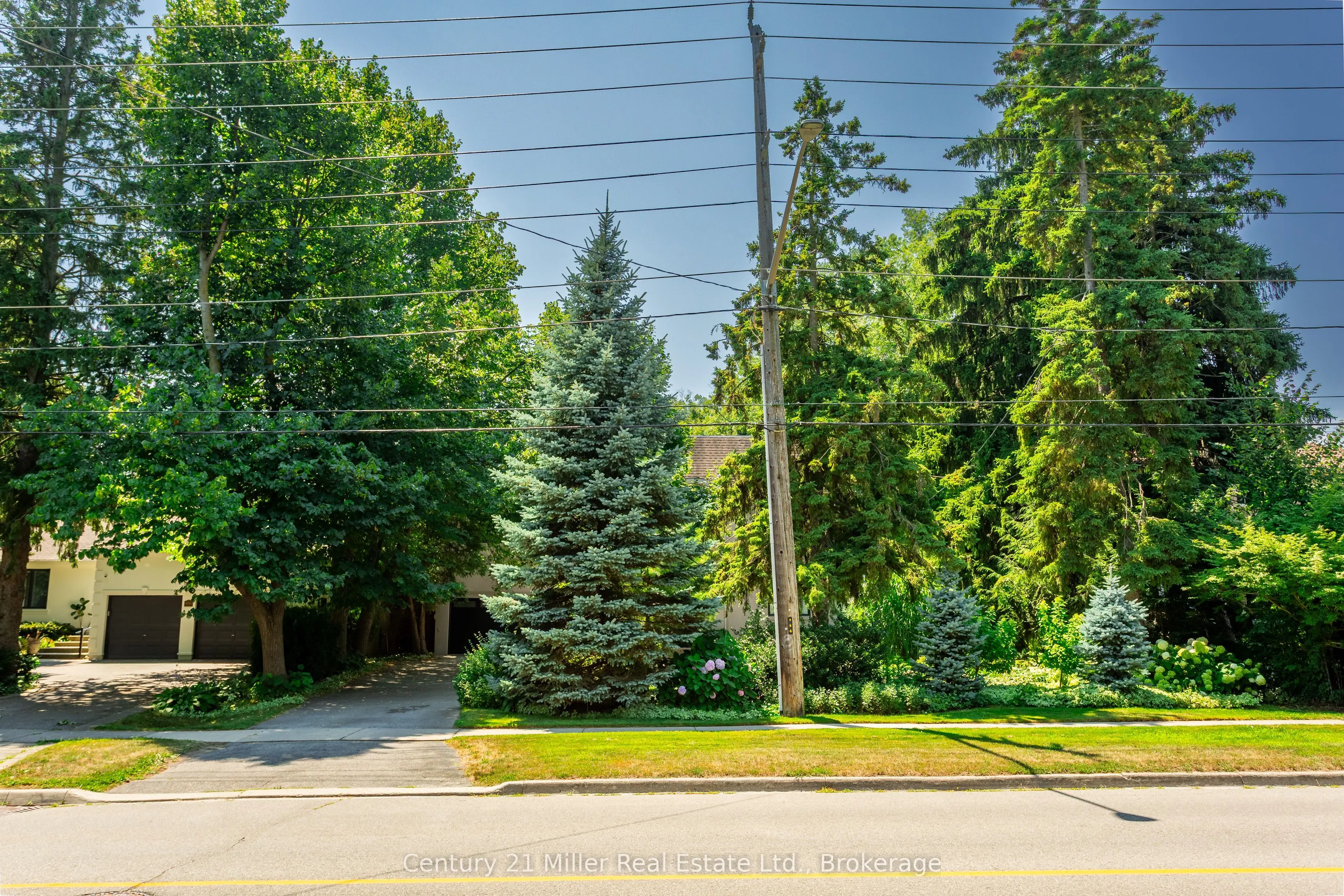 412 Maple Grove Drive
