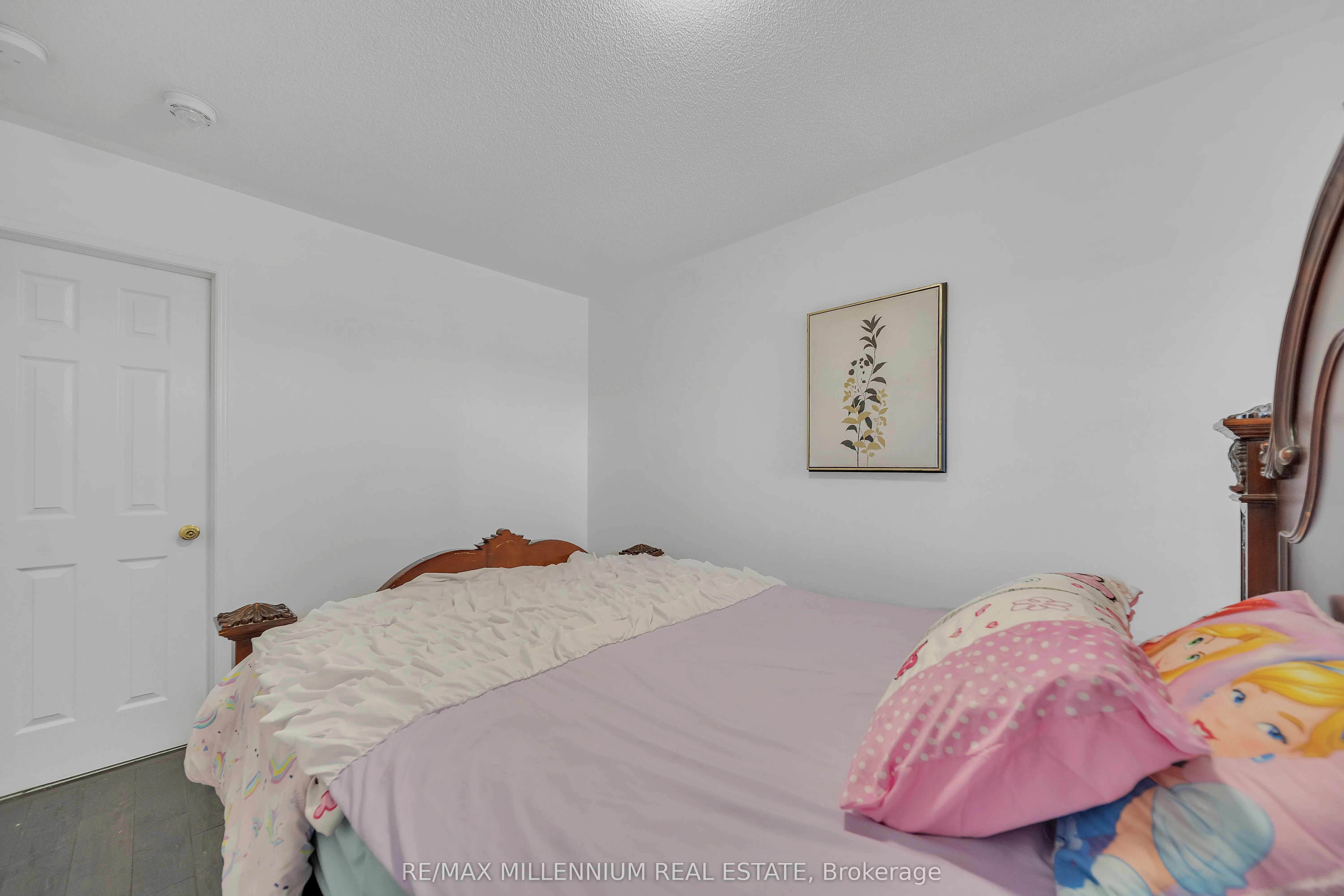 86 Cookview Drive