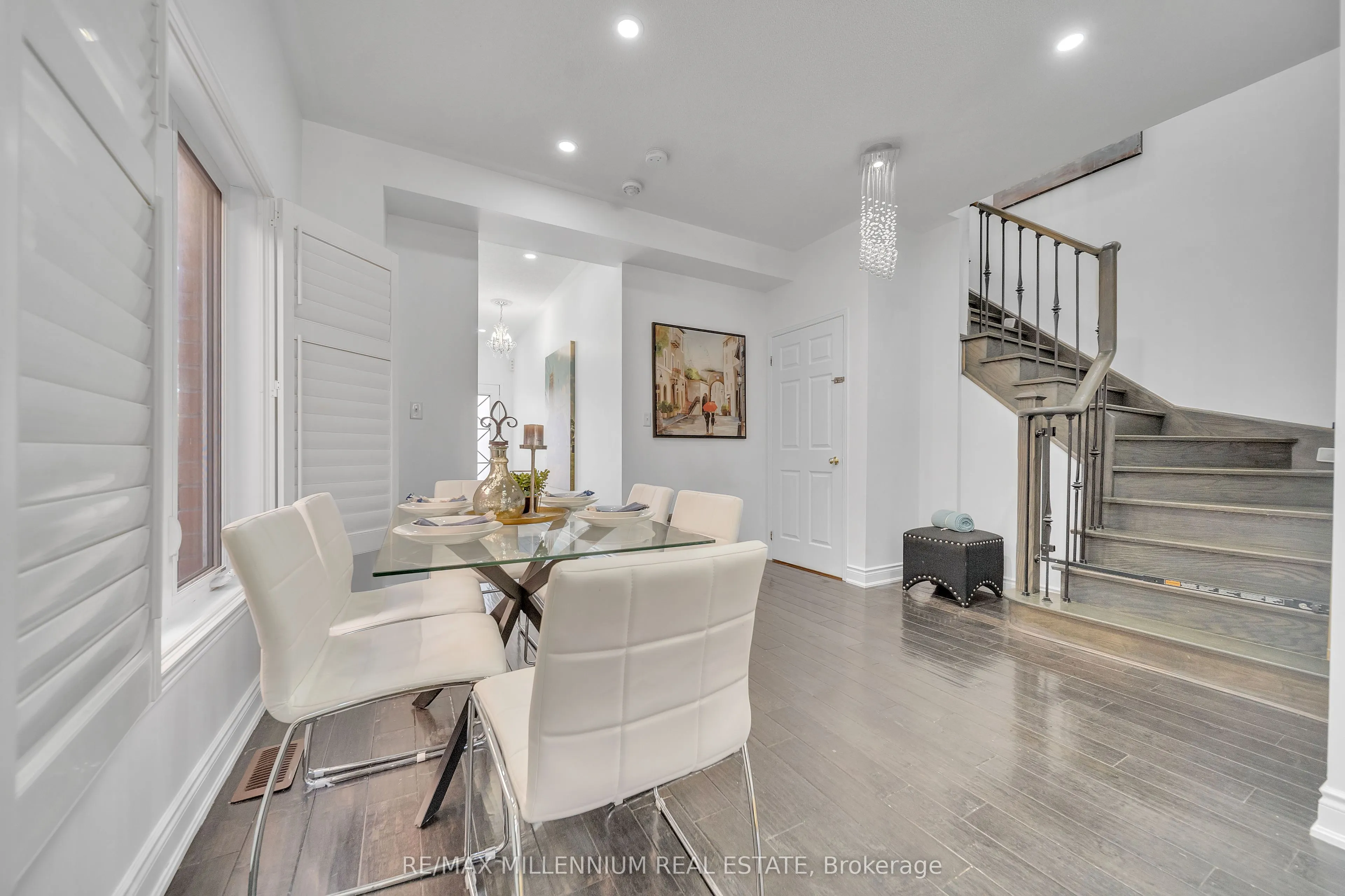 86 Cookview Drive