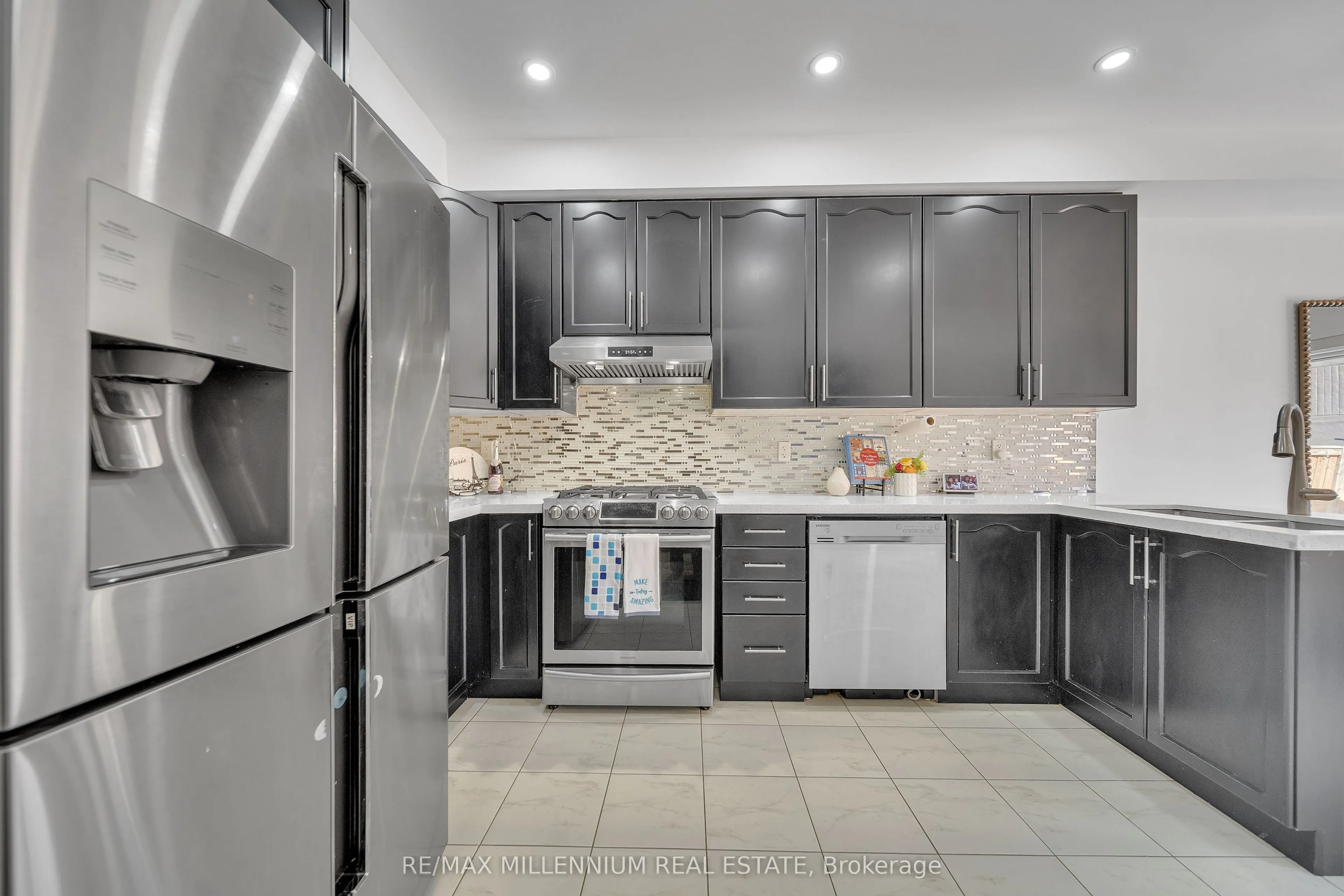 86 Cookview Drive