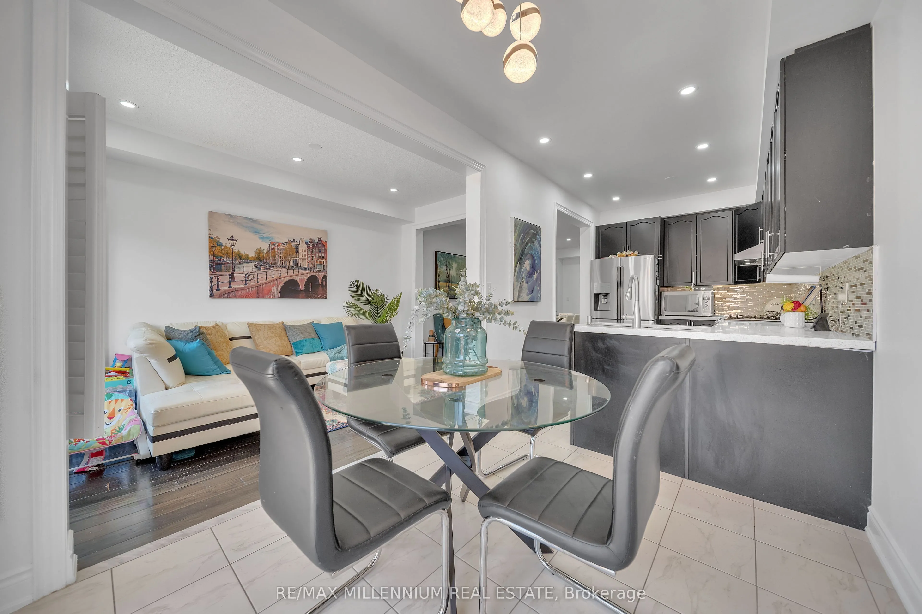 86 Cookview Drive