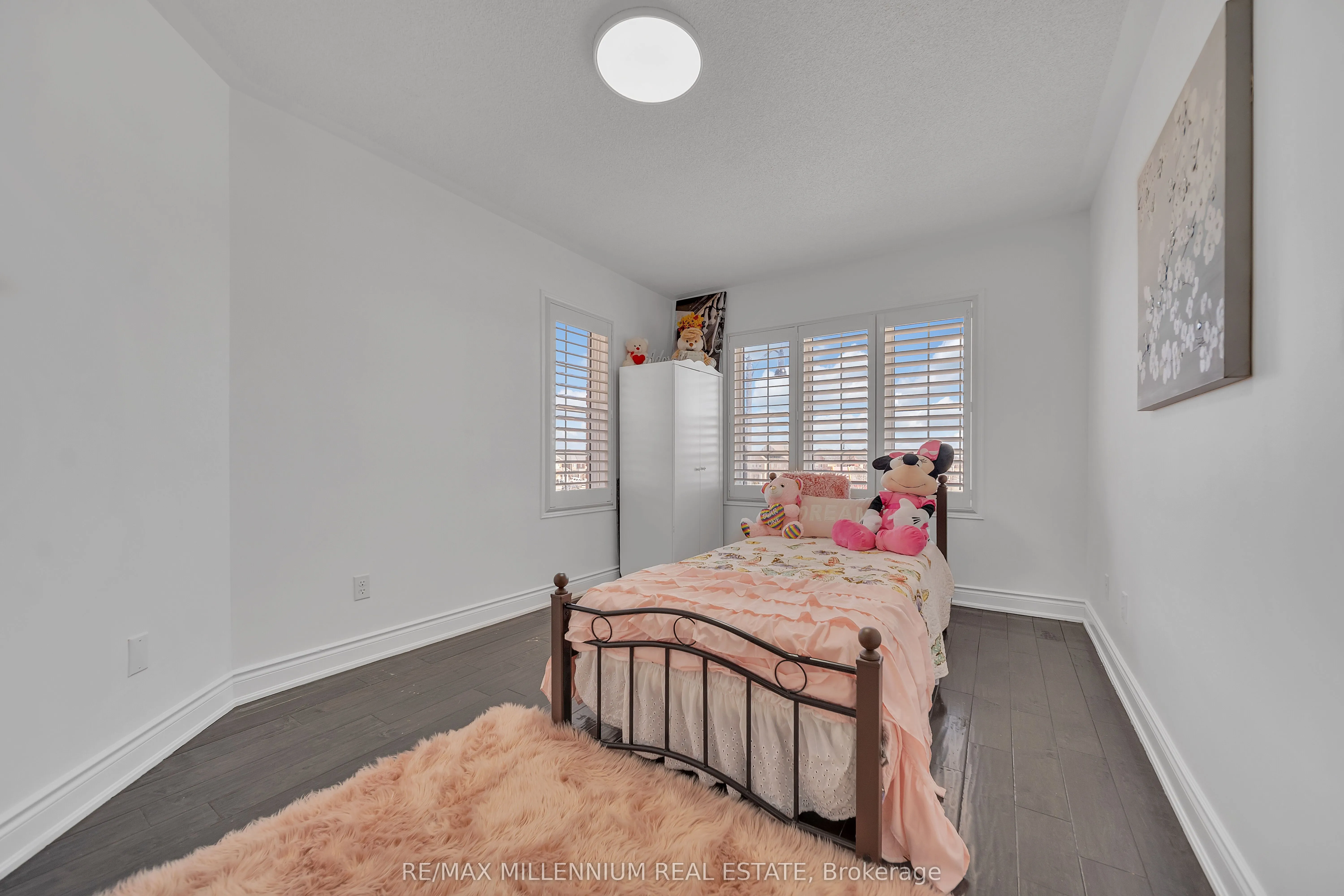 86 Cookview Drive