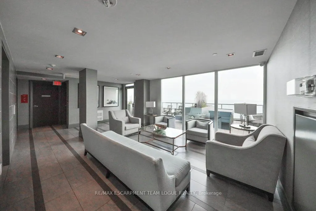 11 Bronte Road, #501
