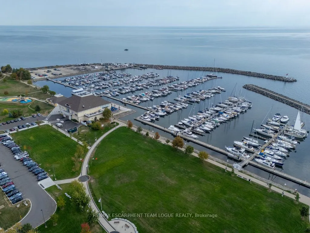 11 Bronte Road, #501