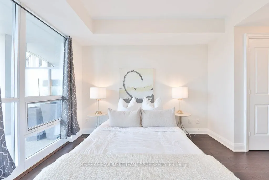11 Bronte Road, #501