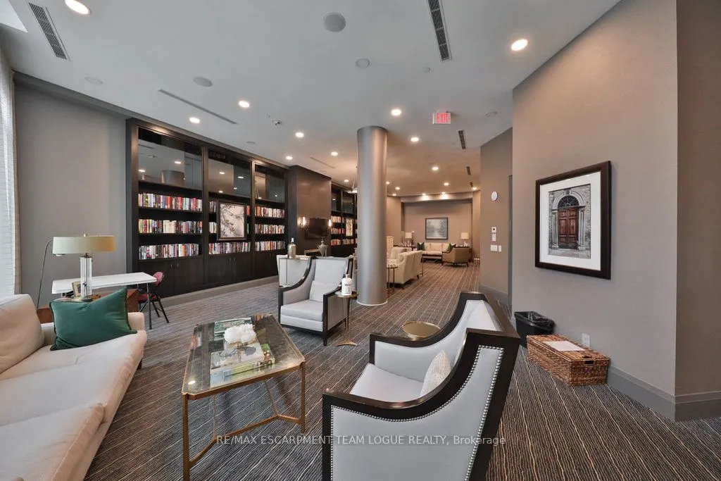 11 Bronte Road, #501