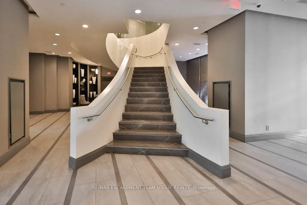 11 Bronte Road, #501