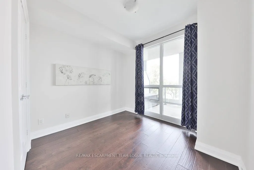11 Bronte Road, #501
