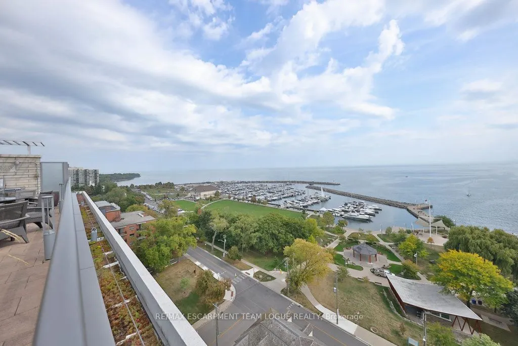 11 Bronte Road, #501