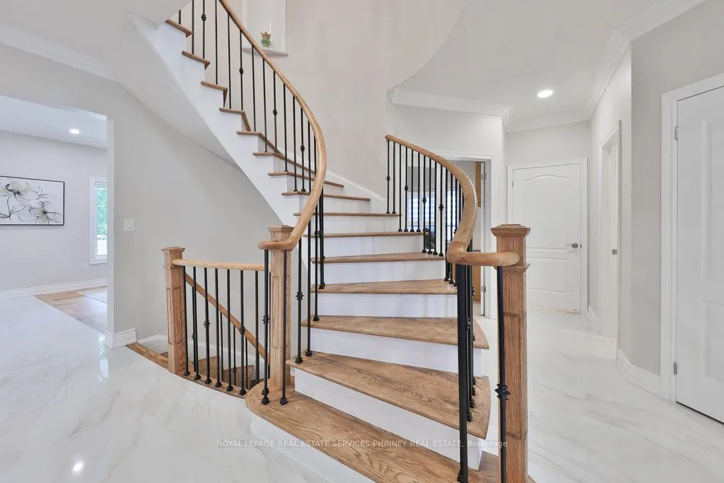 1212 Grace Drive