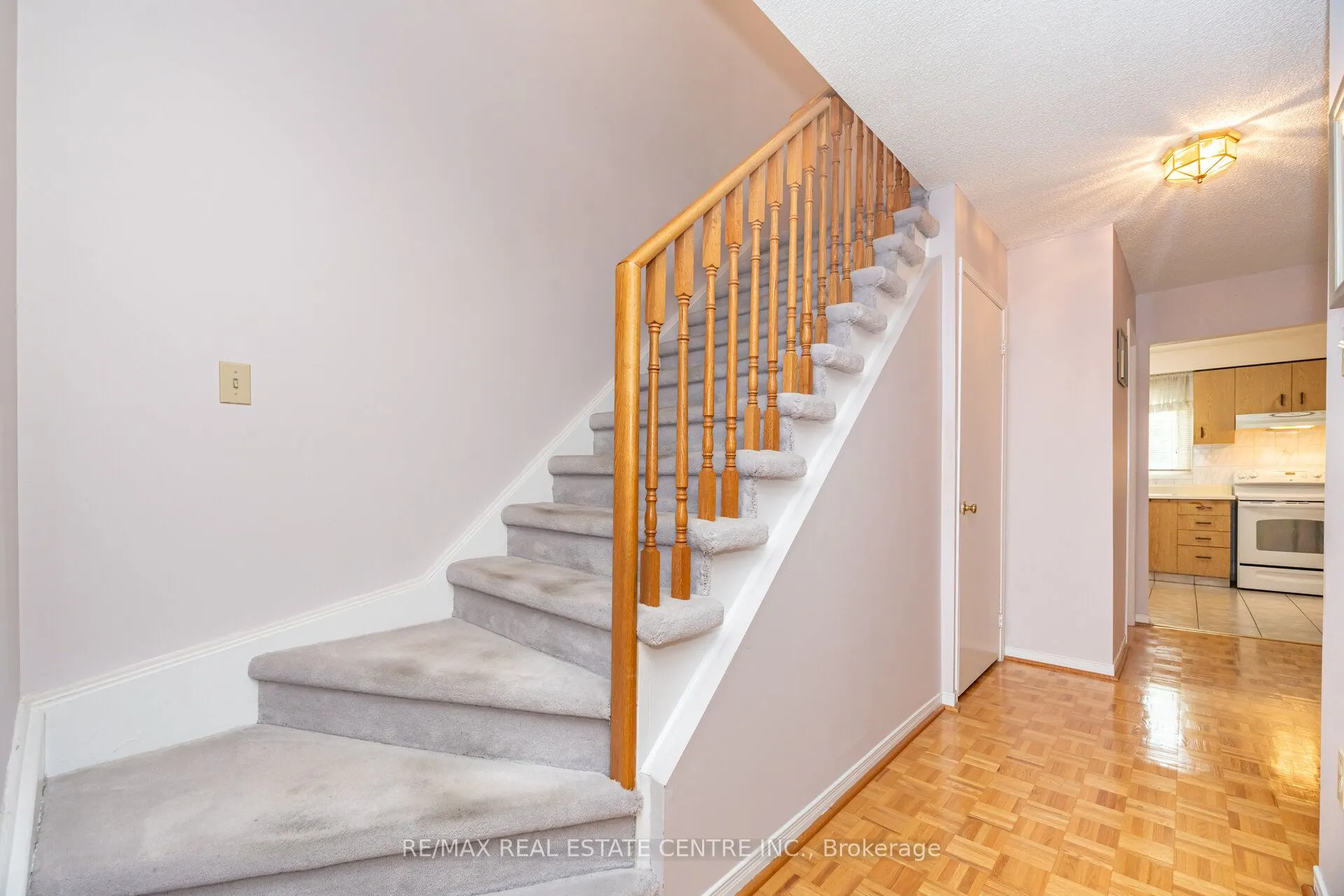 5113 Palomar Crescent