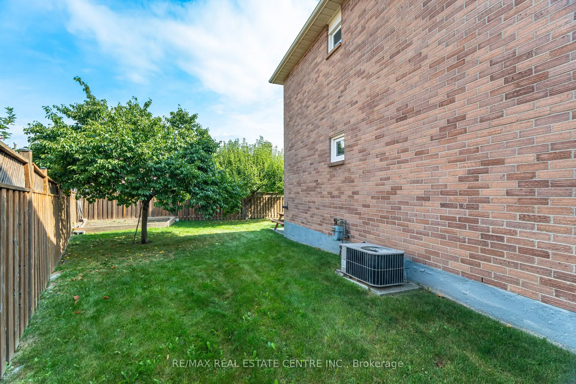 5113 Palomar Crescent