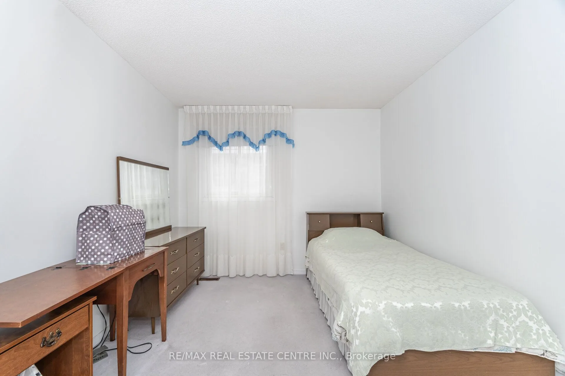 5113 Palomar Crescent