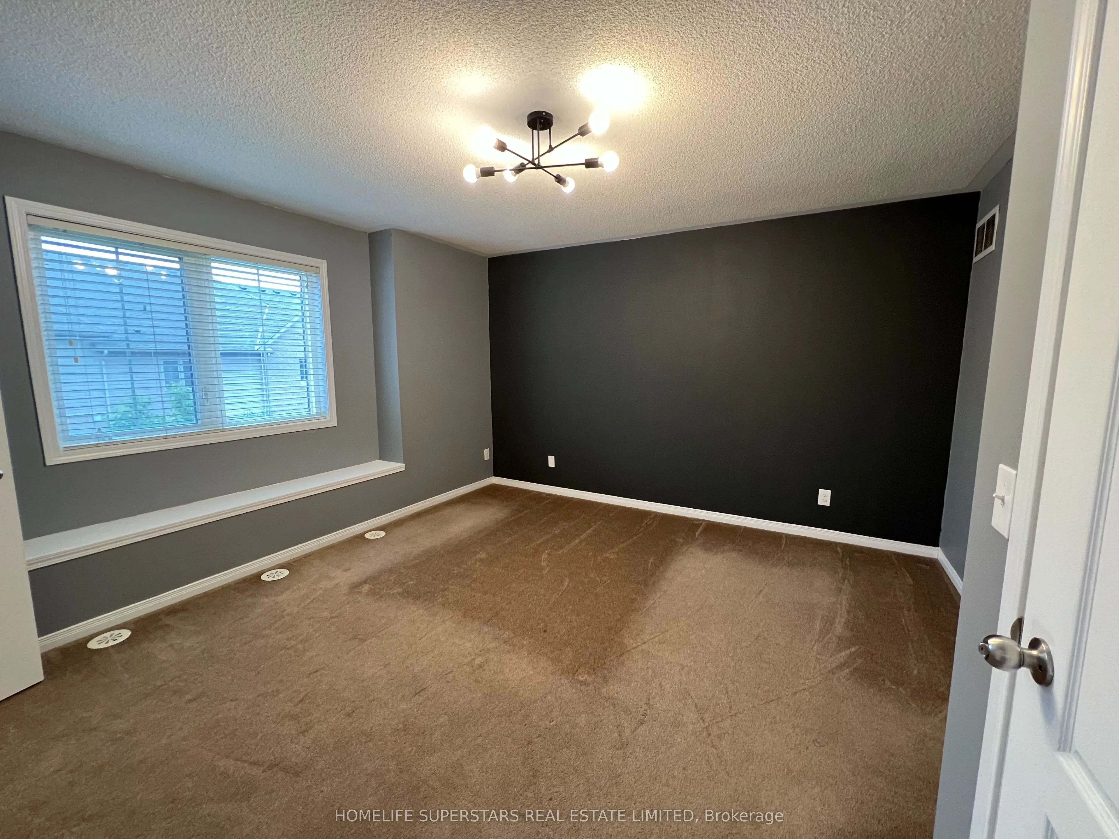 7 Bergamont Road, #7